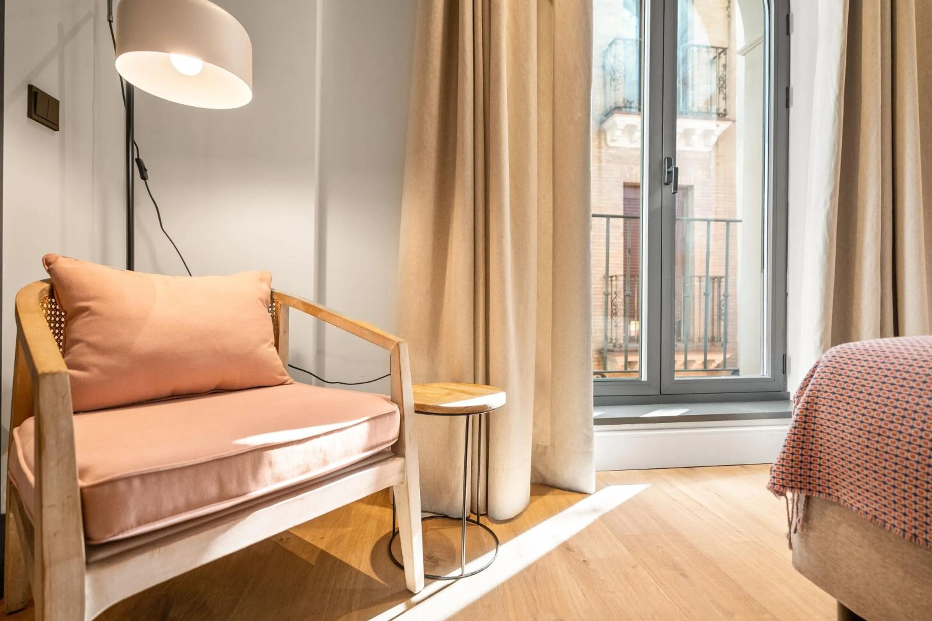 Bed in Casa Alhaja by Shiadu