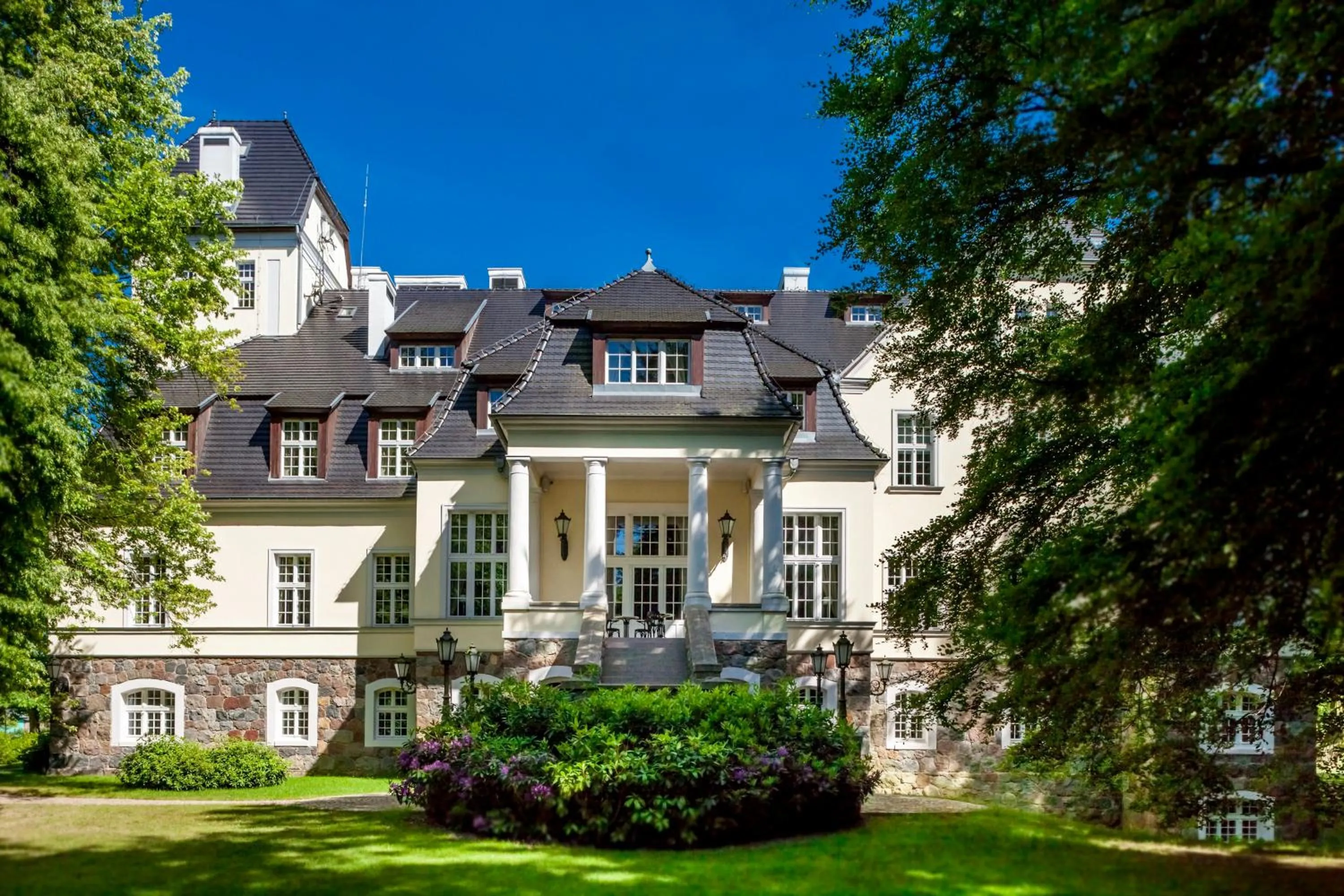 Facade/entrance in Pałac Ciekocinko Hotel Resort & Wellness