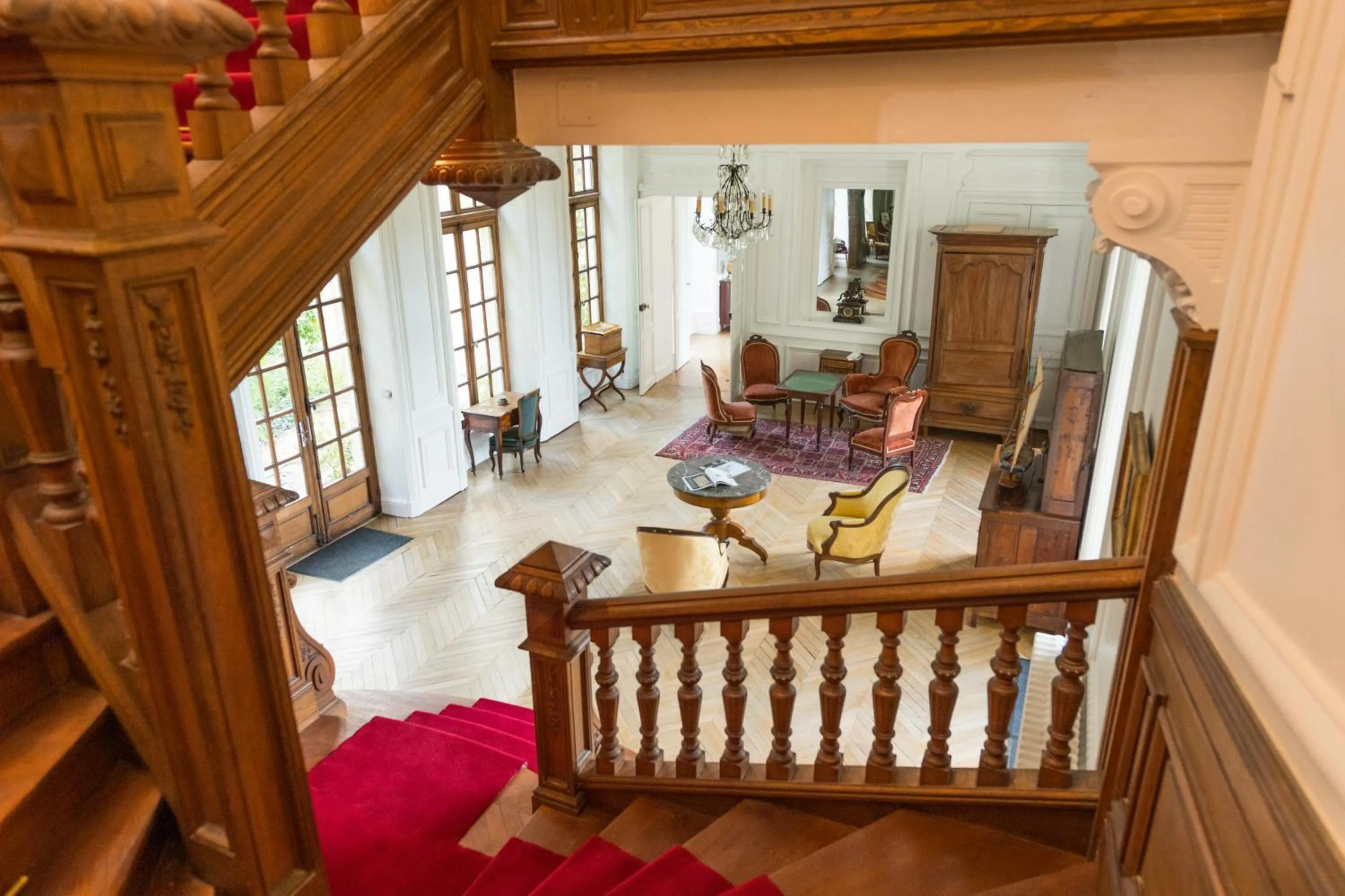 Area and facilities in Château du Rondon