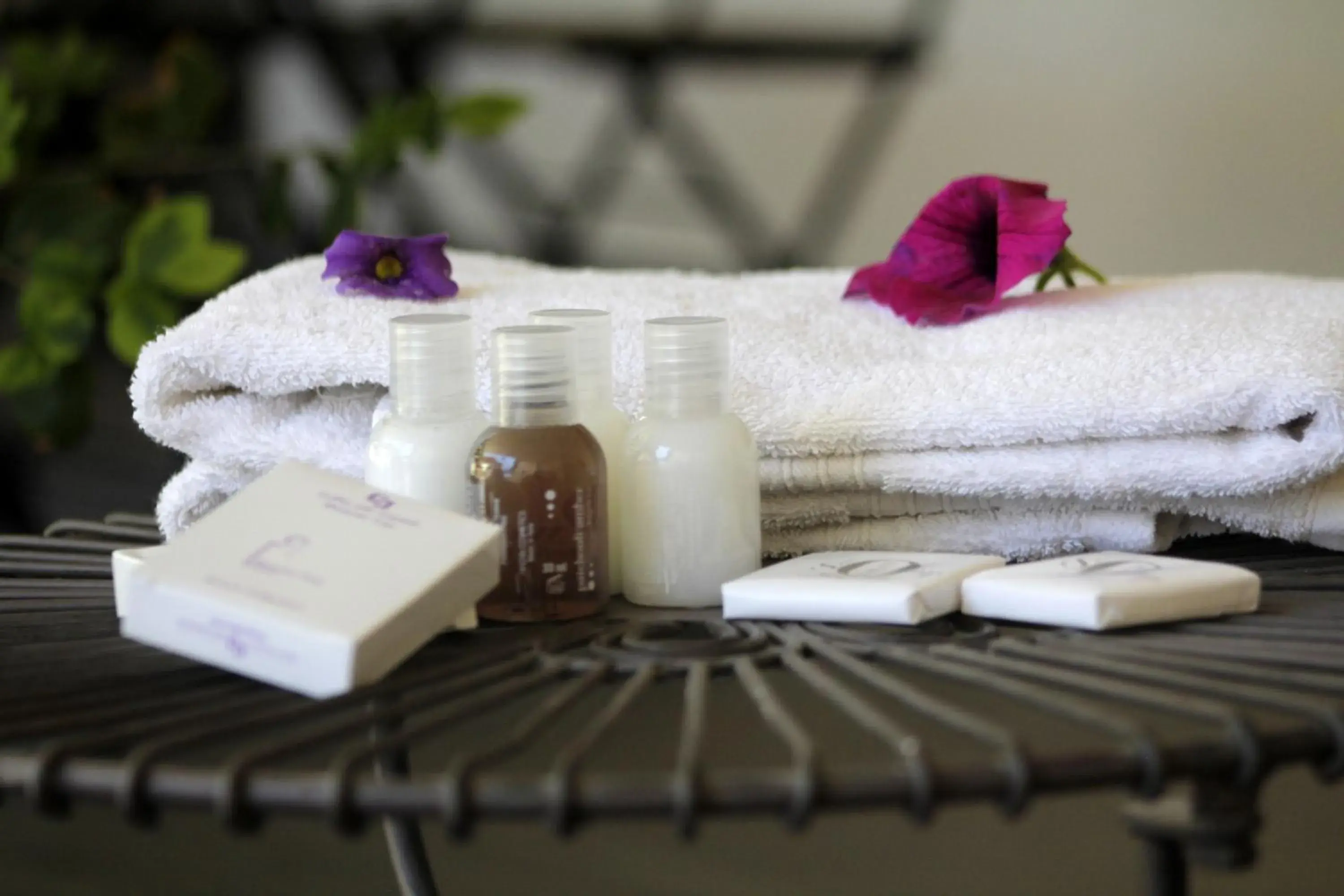 Double or Twin Room in B&B Villa Dalegno Double or Twin Room in B&B Villa Dalegno