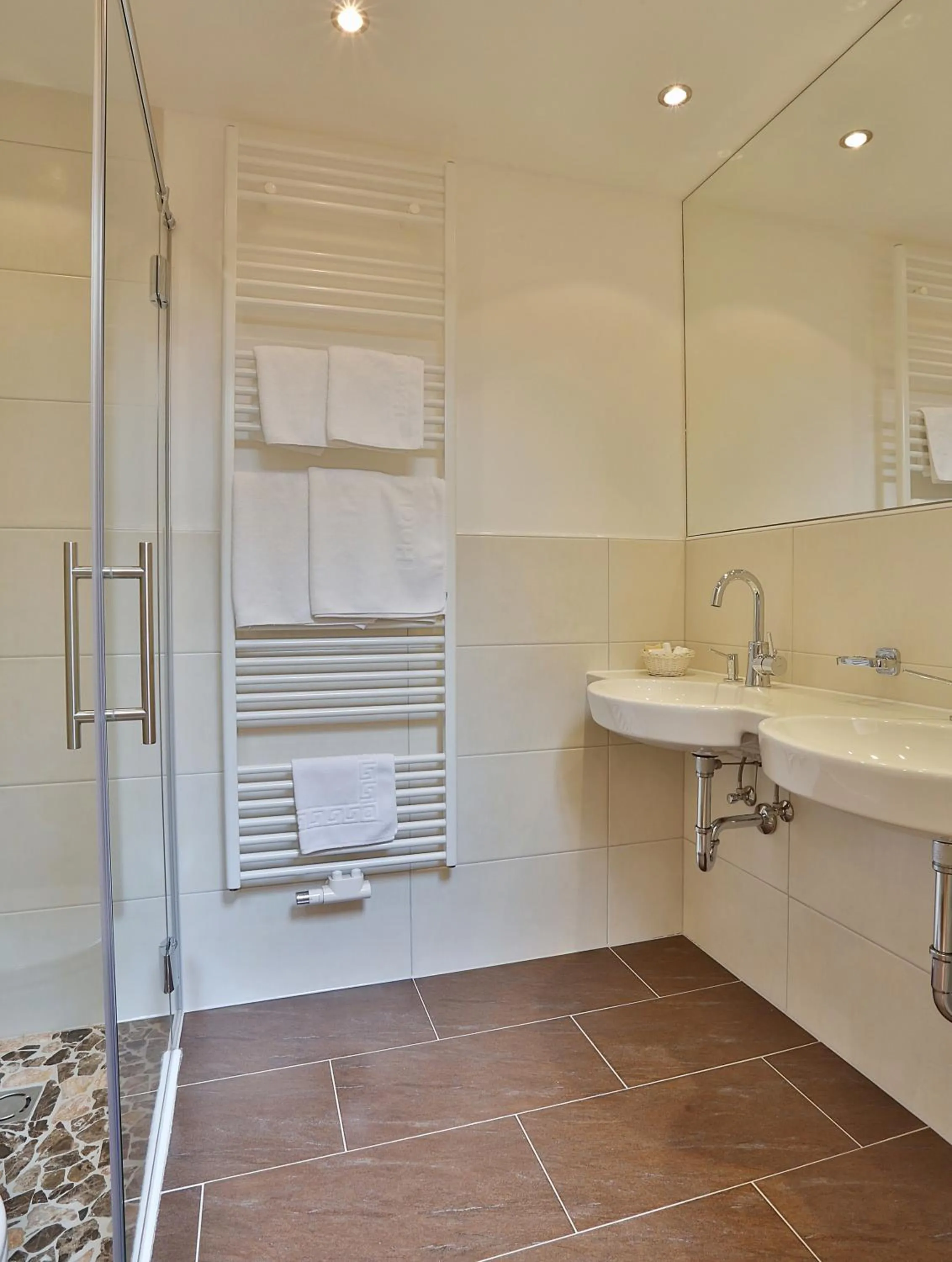 Bathroom in Hotel Astoria