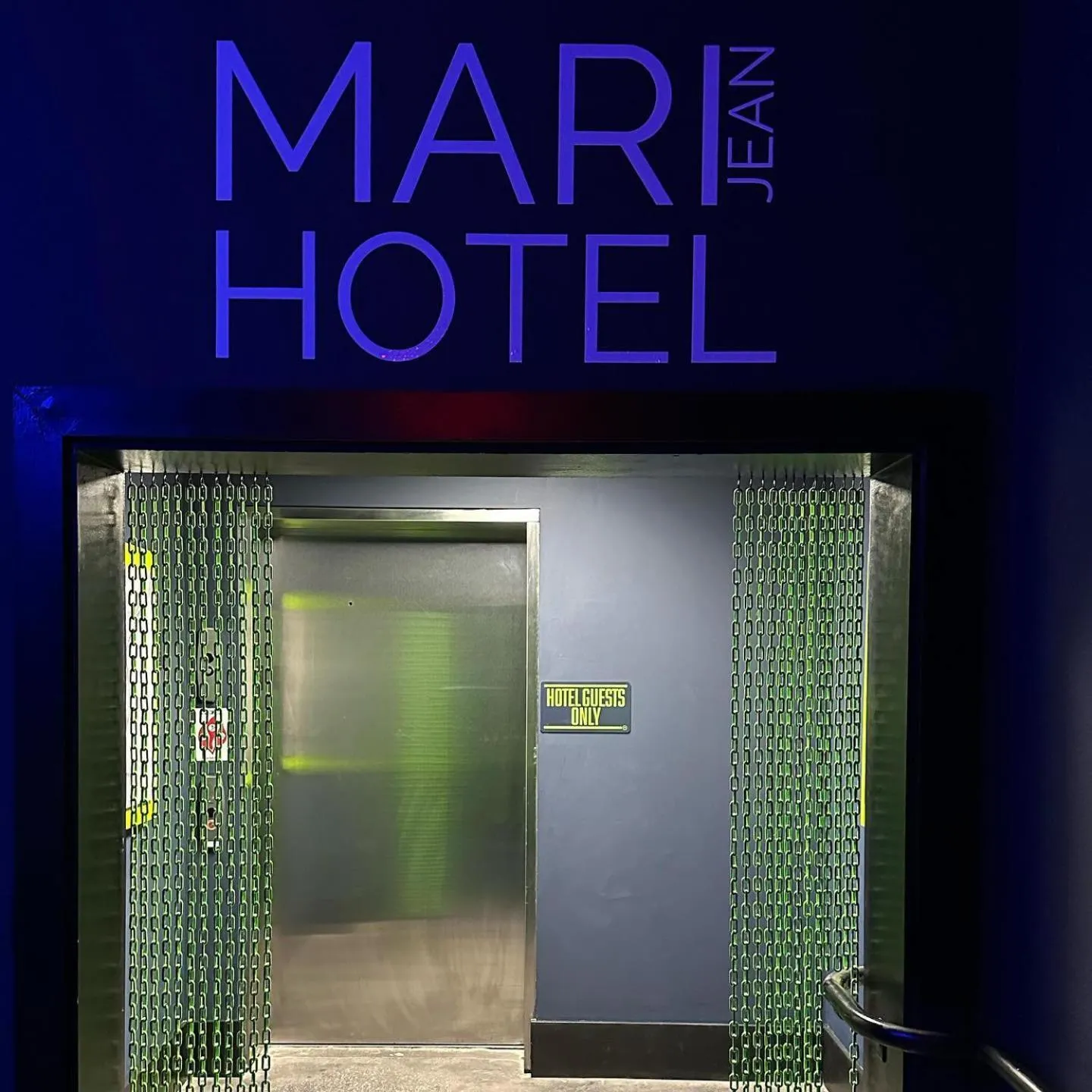 Facade/entrance in Mari Jean Hotel - All Adults Welcome