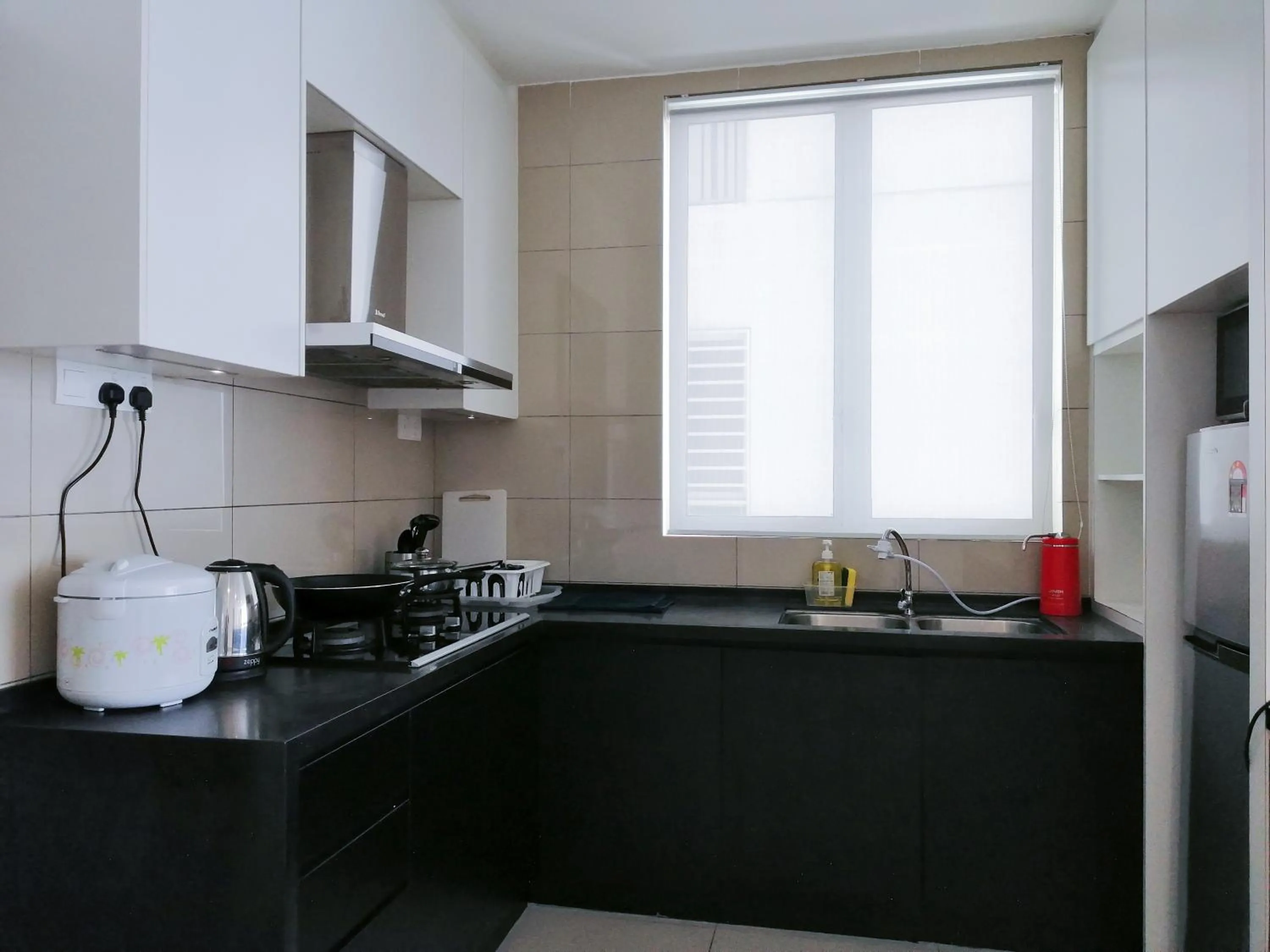 Kitchen or kitchenette in Setapak Central Signature Suites by Manhattan Group