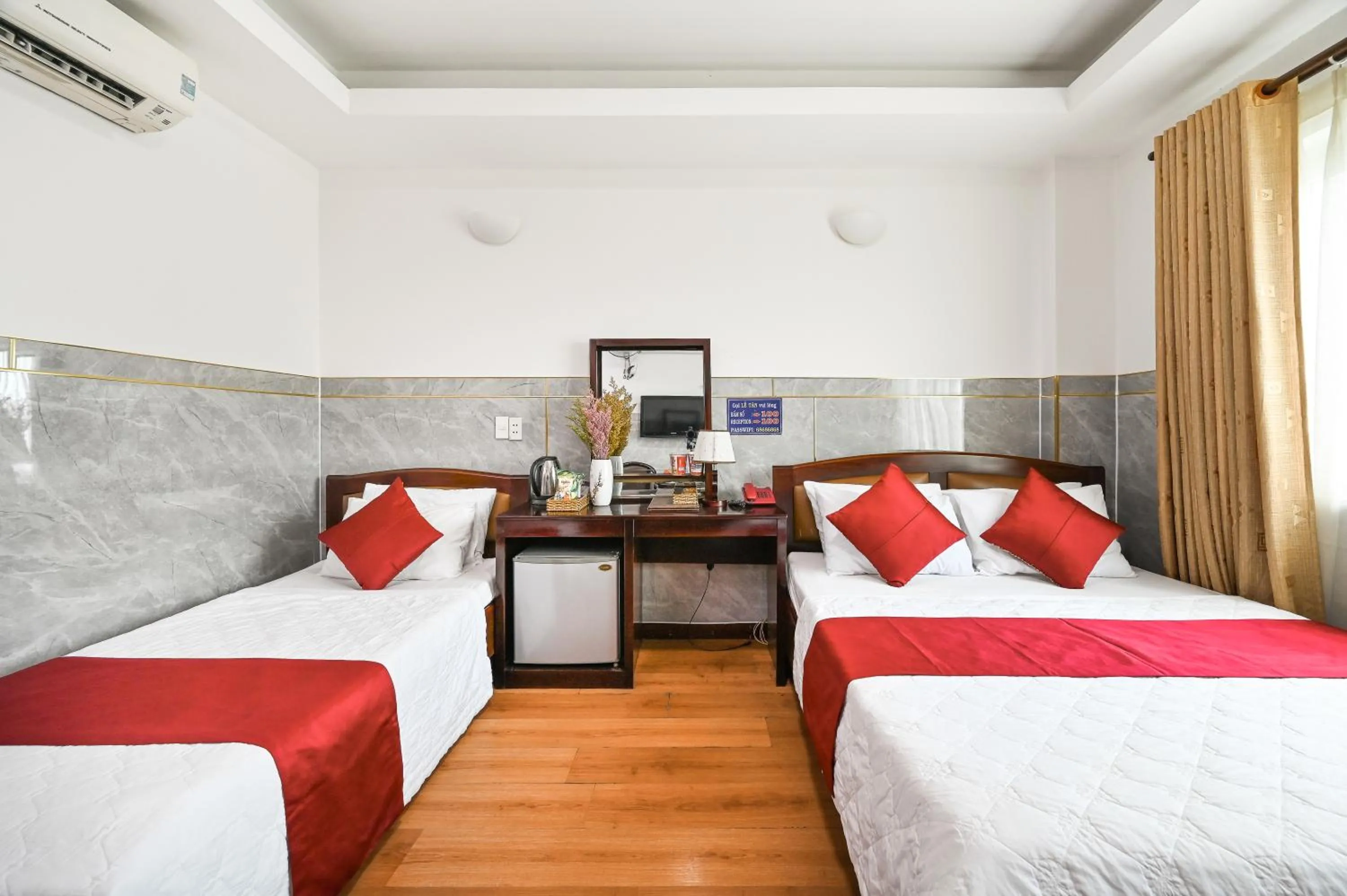 Property building, Bed in Duc Minh Saigon Airport Hotel