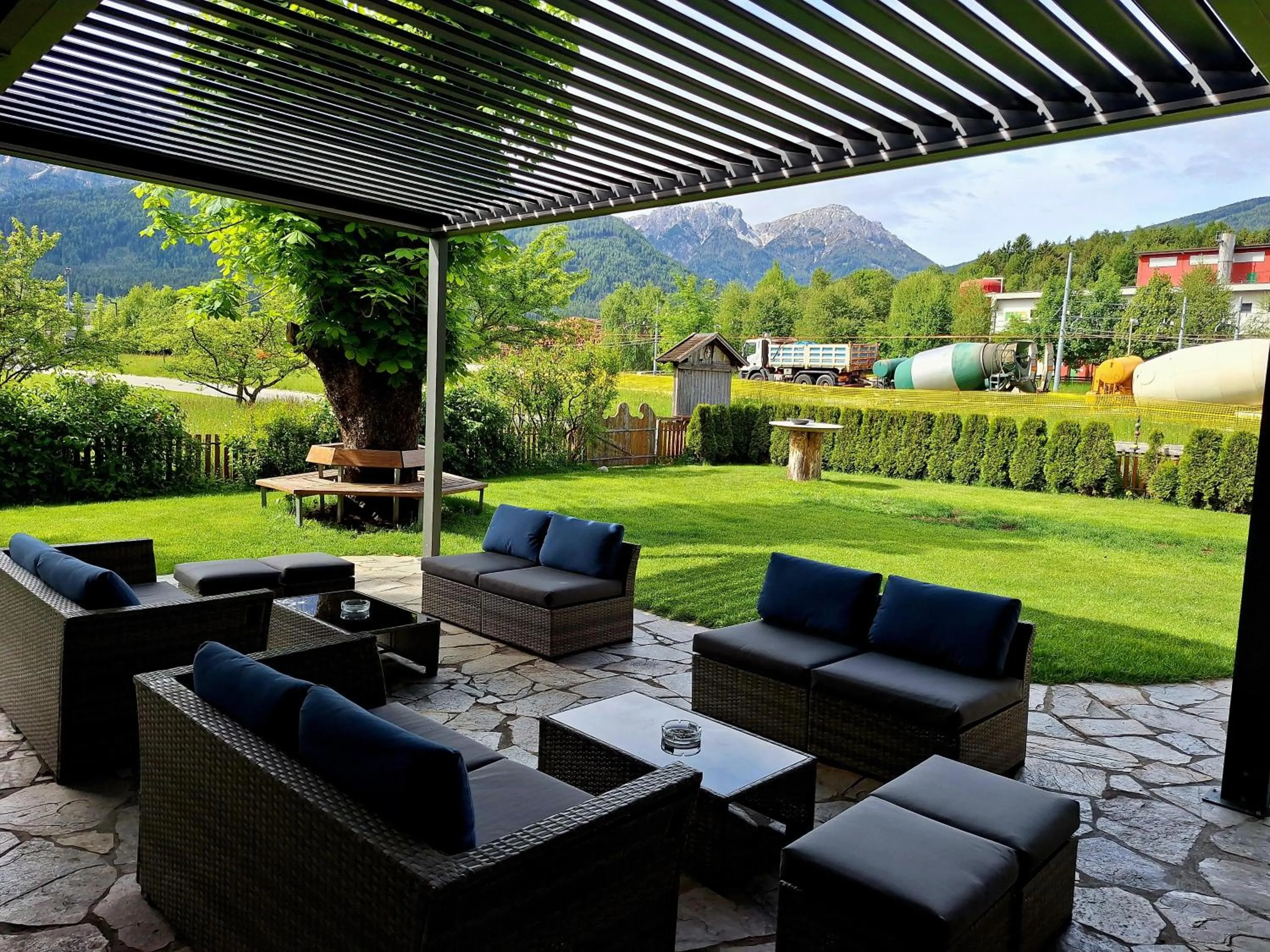 Garden in Hotel Pörnbacher