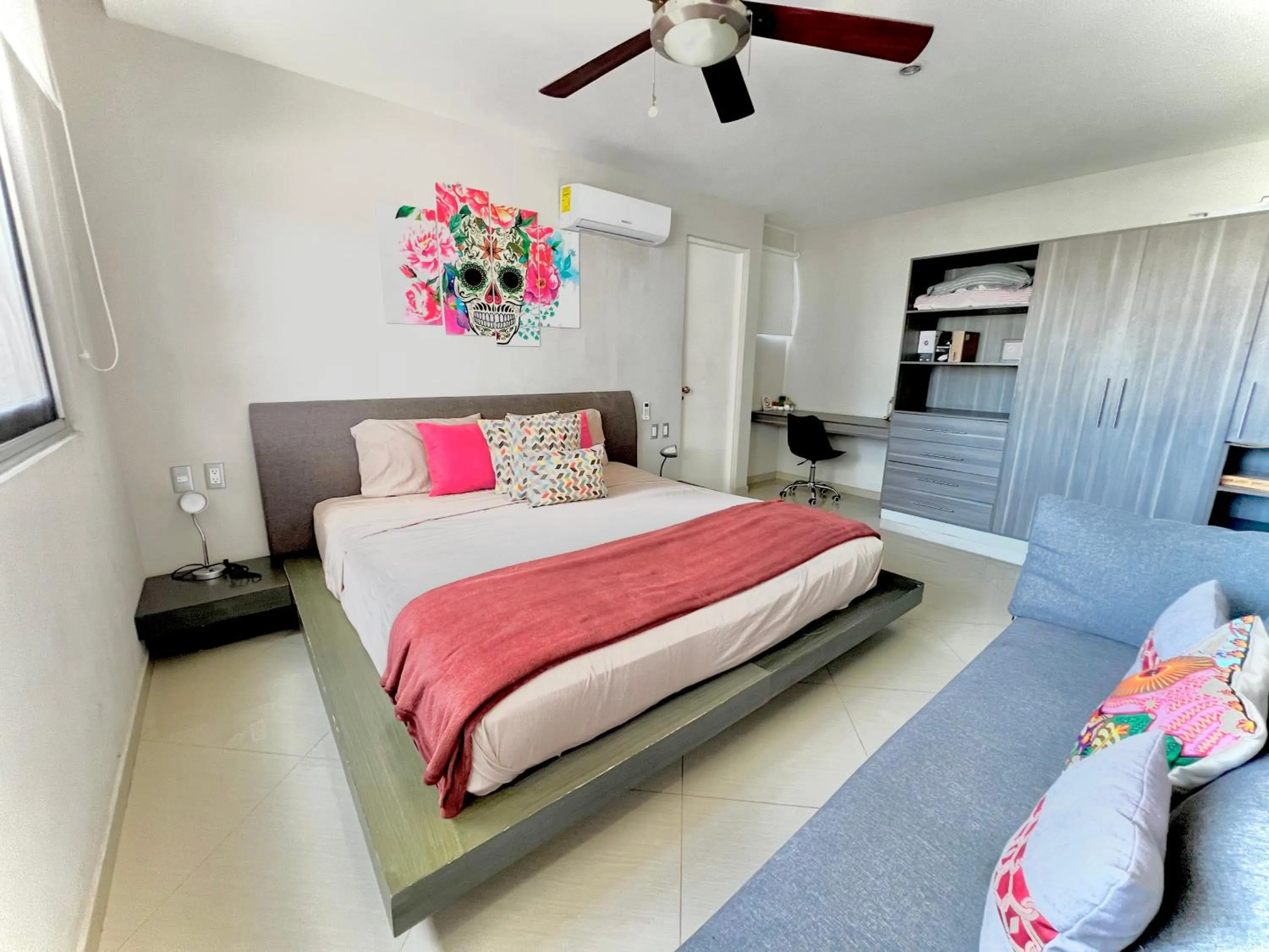 Bed in Playa Centro Rooftop Apartments & Studios