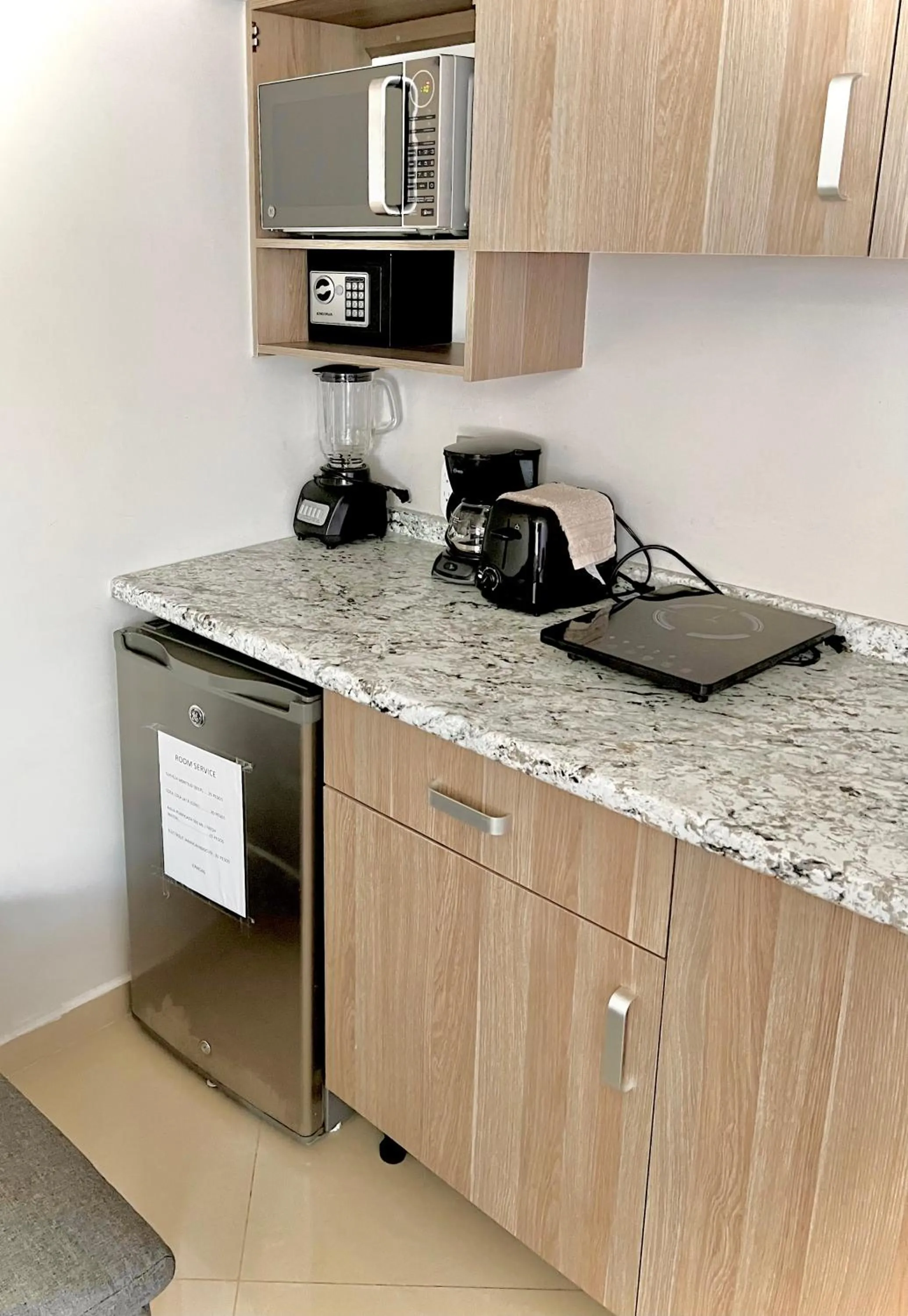 Playa Centro Rooftop Apartments & Studios