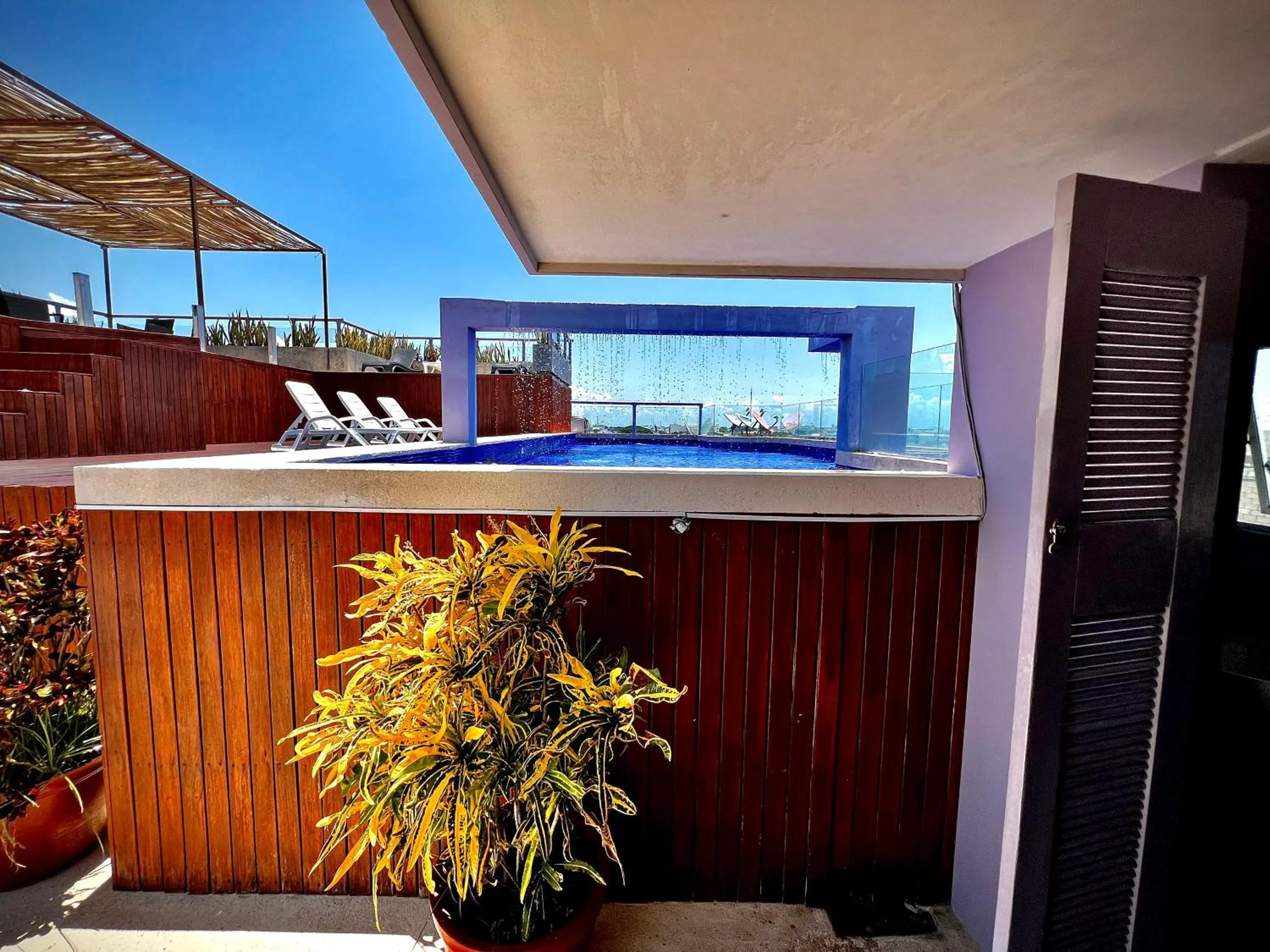 Swimming pool in Playa Centro Rooftop Apartments & Studios