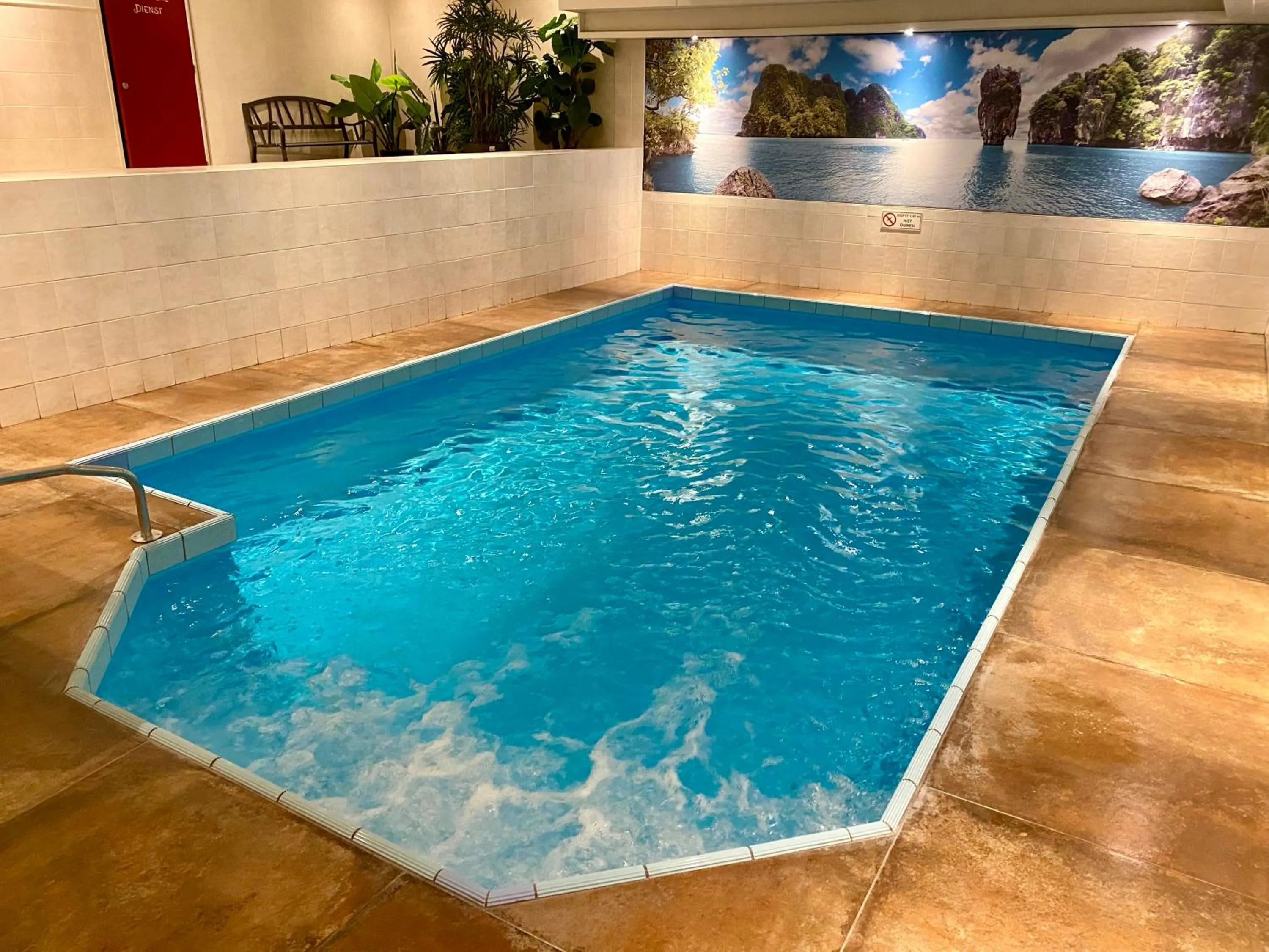 Swimming pool in Two Brothers Noordwijk Beach