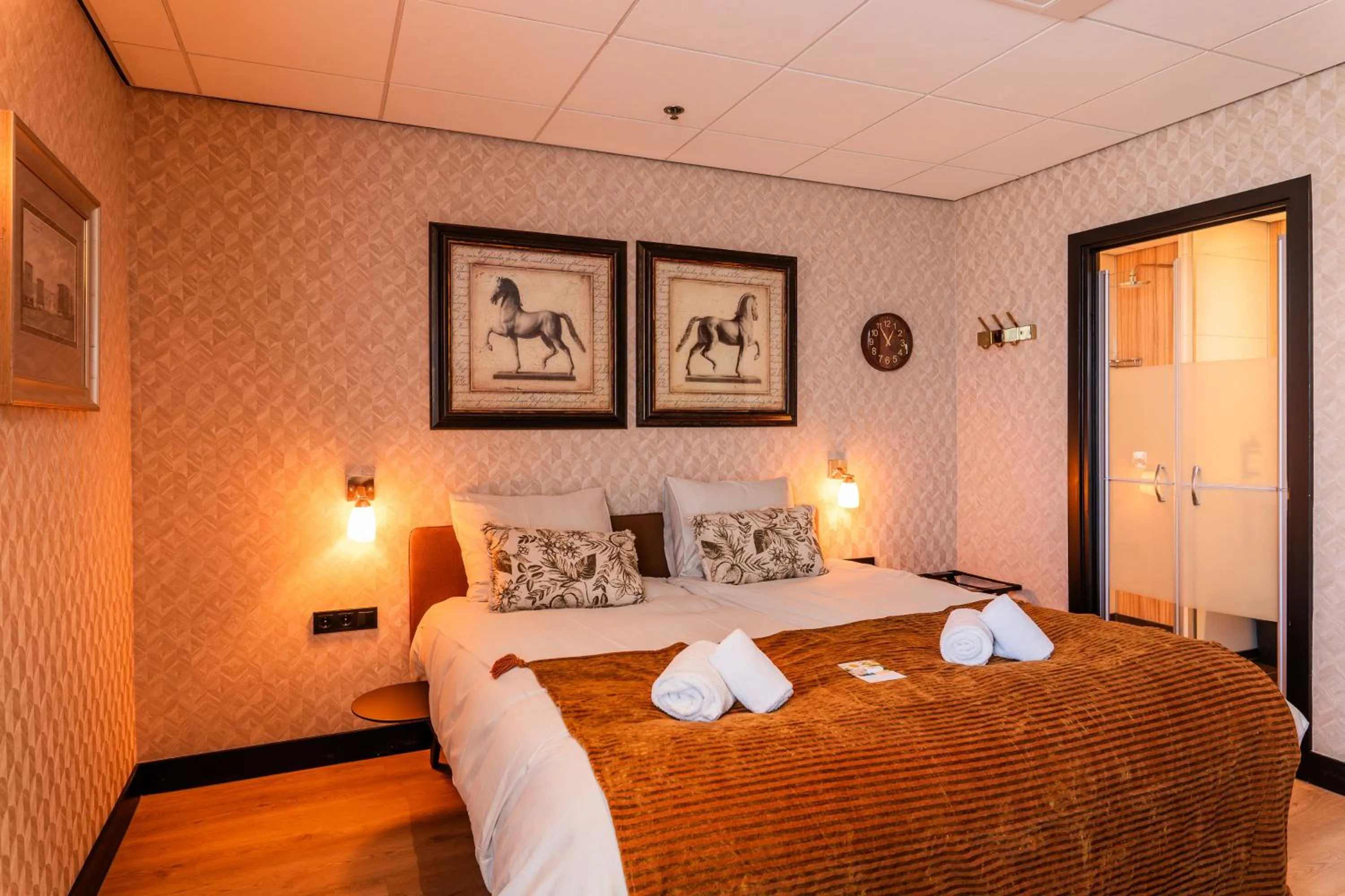 Bedroom, Bed in Two Brothers Noordwijk Beach