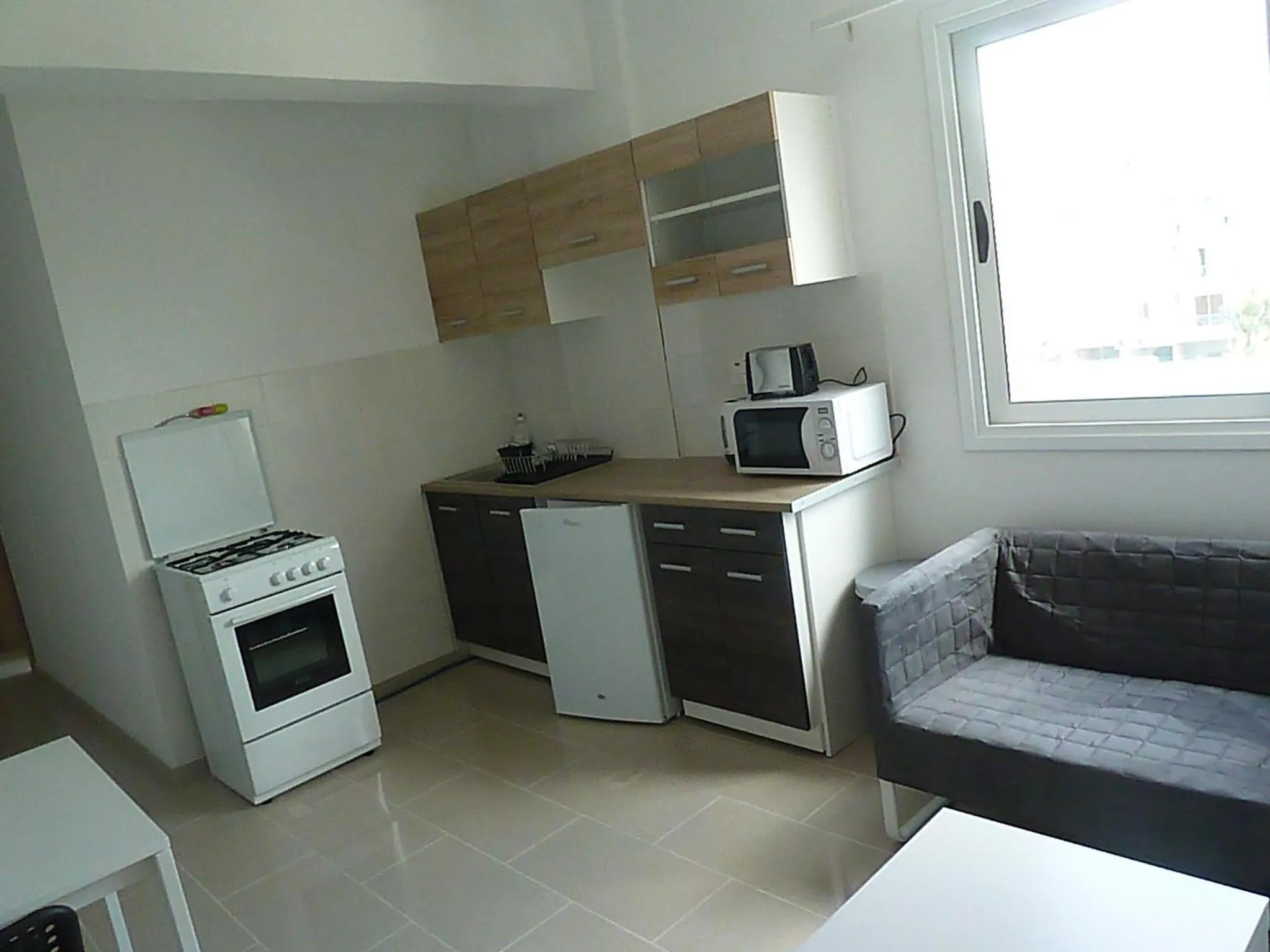 Day in Valentinos Apartments