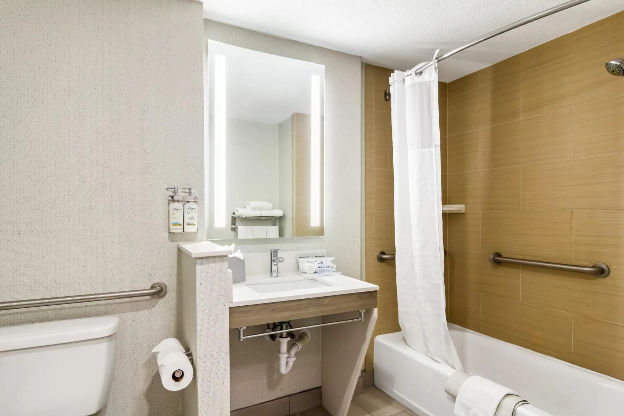Bathroom in Holiday Inn Express & Suites Jacksonville South East - Medical Center Area by IHG
