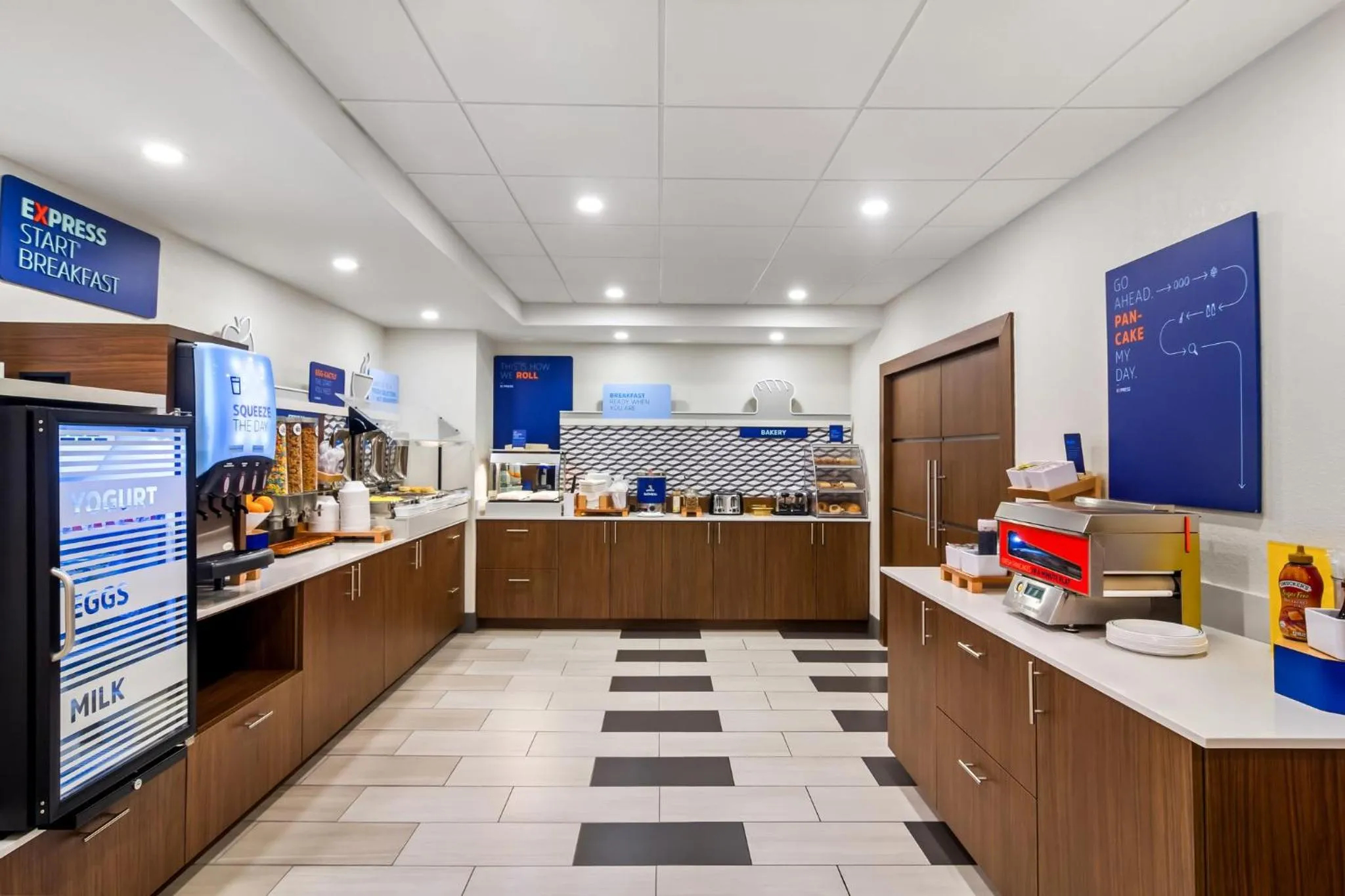 Breakfast in Holiday Inn Express & Suites Jacksonville South East - Medical Center Area by IHG