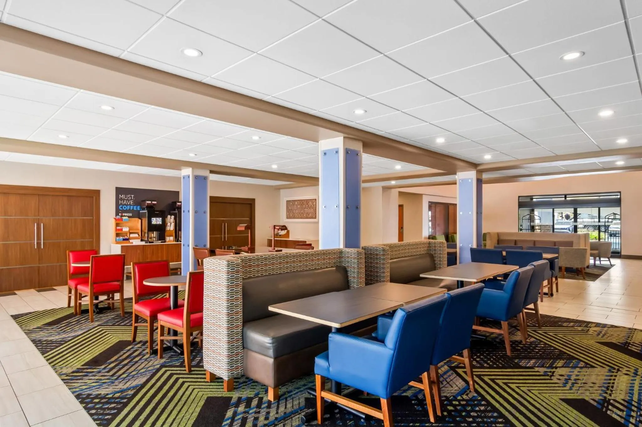 Breakfast in Holiday Inn Express & Suites Jacksonville South East - Medical Center Area by IHG