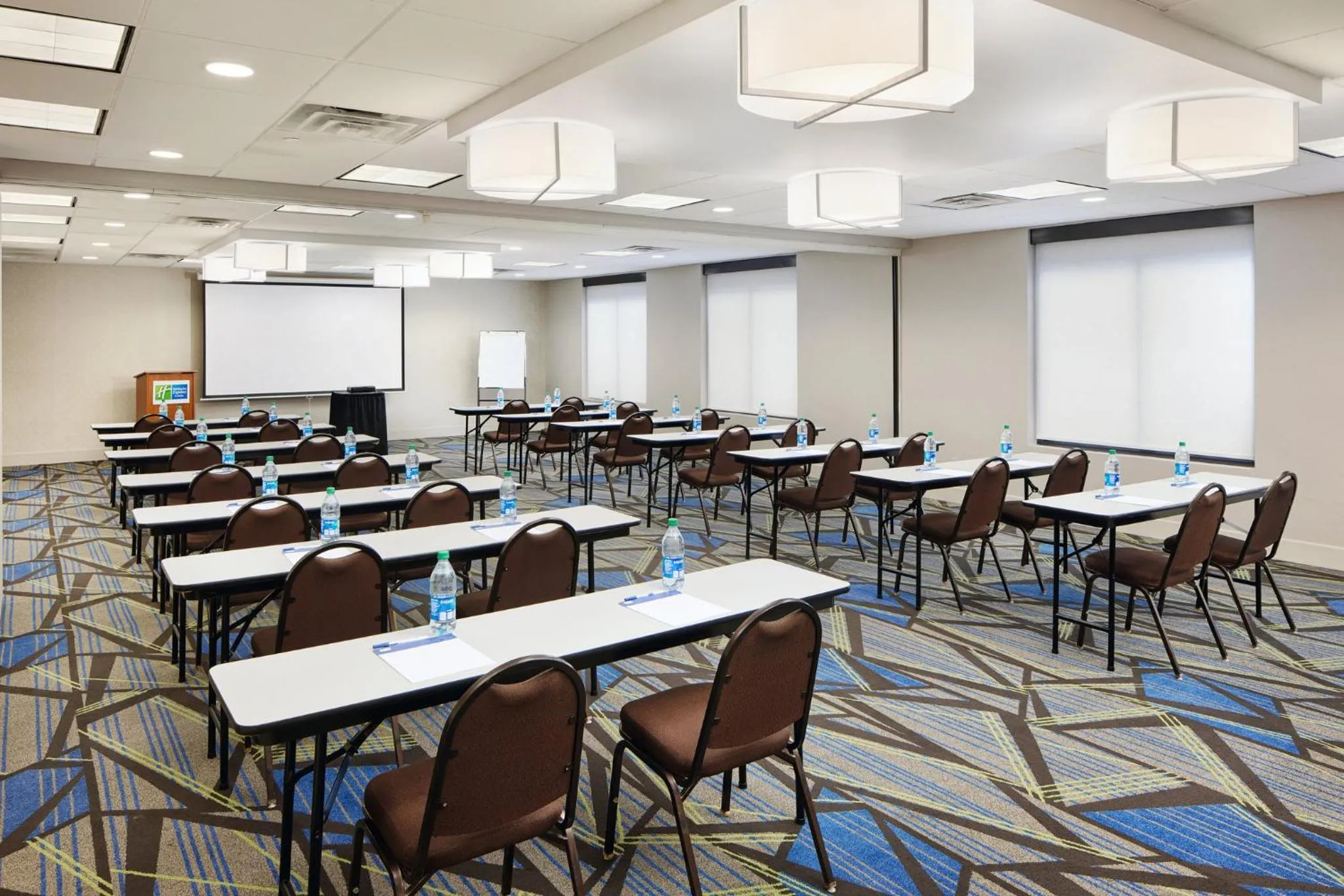 Meeting/conference room in Holiday Inn Express & Suites Jacksonville South East - Medical Center Area by IHG