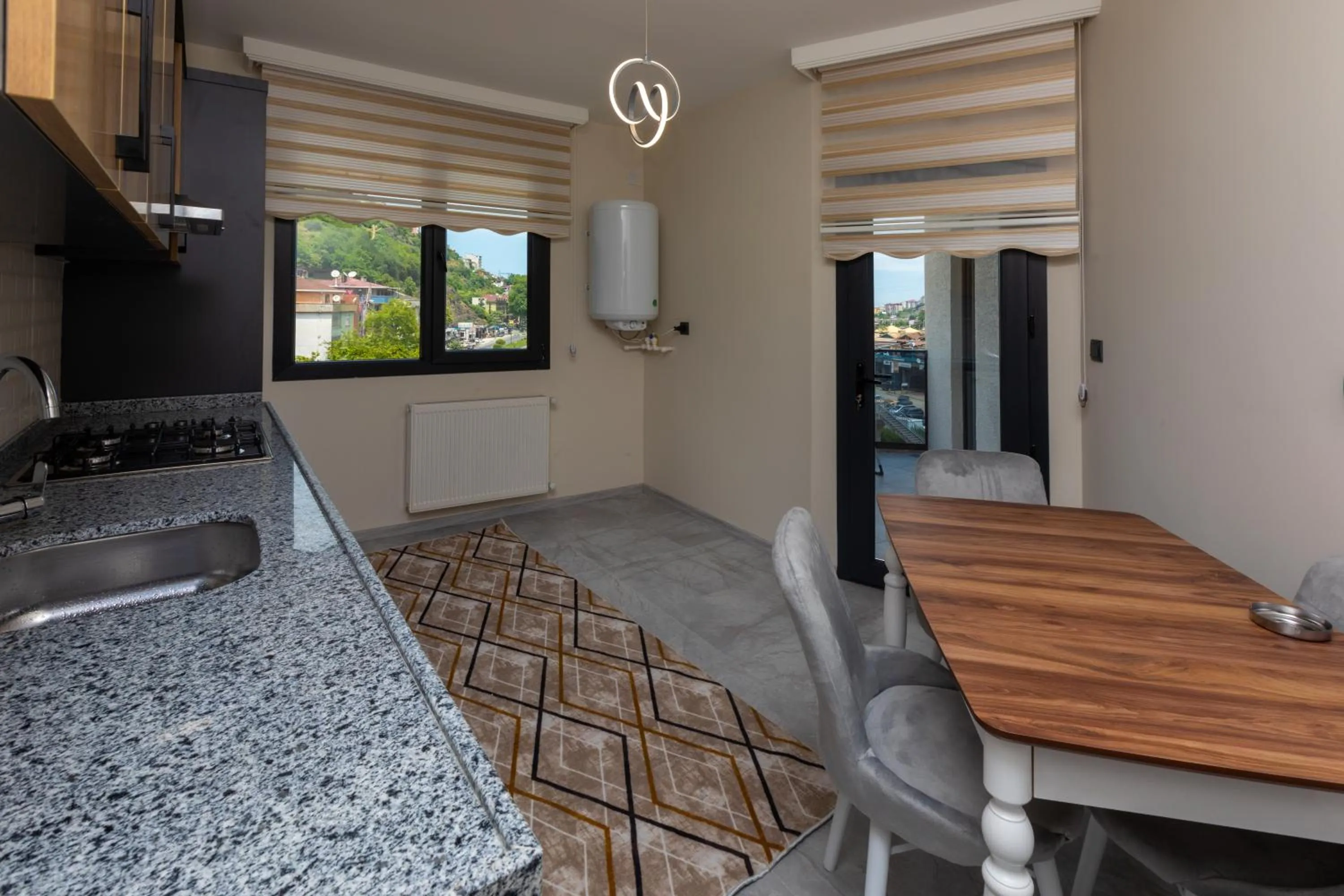 Kitchen or kitchenette in Moonlight Suite