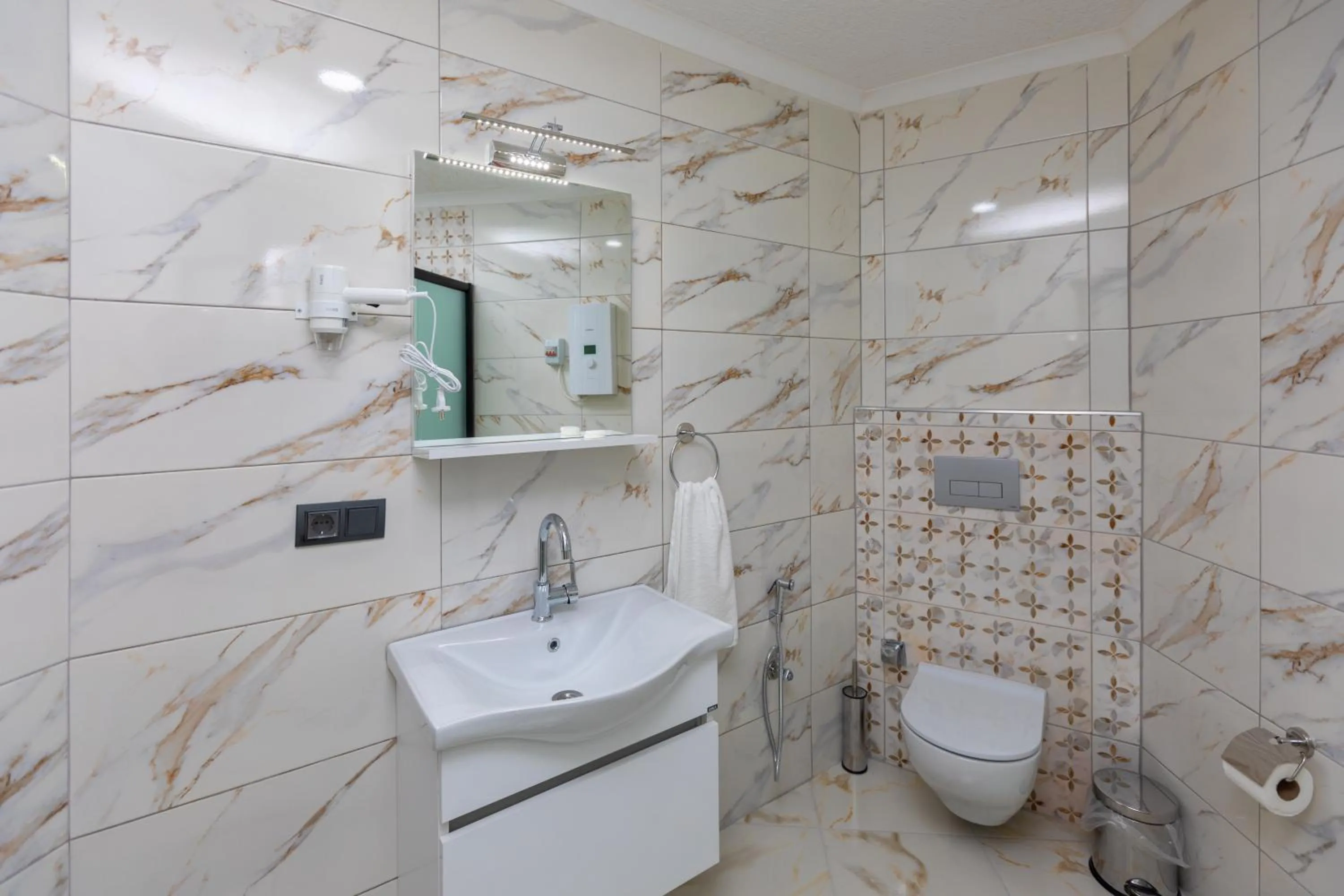 Toilet in Moonlight Suite