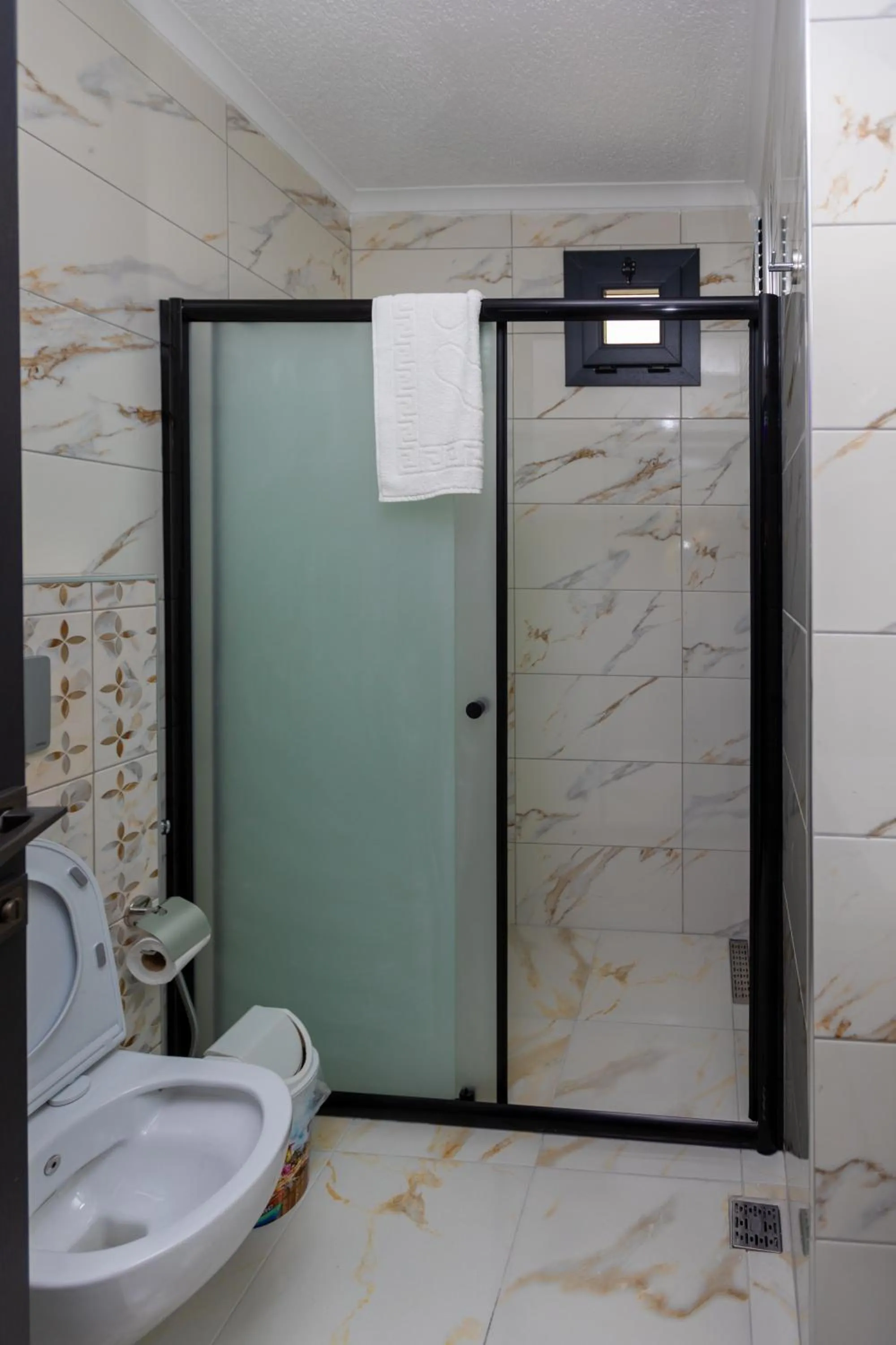 Shower in Moonlight Suite