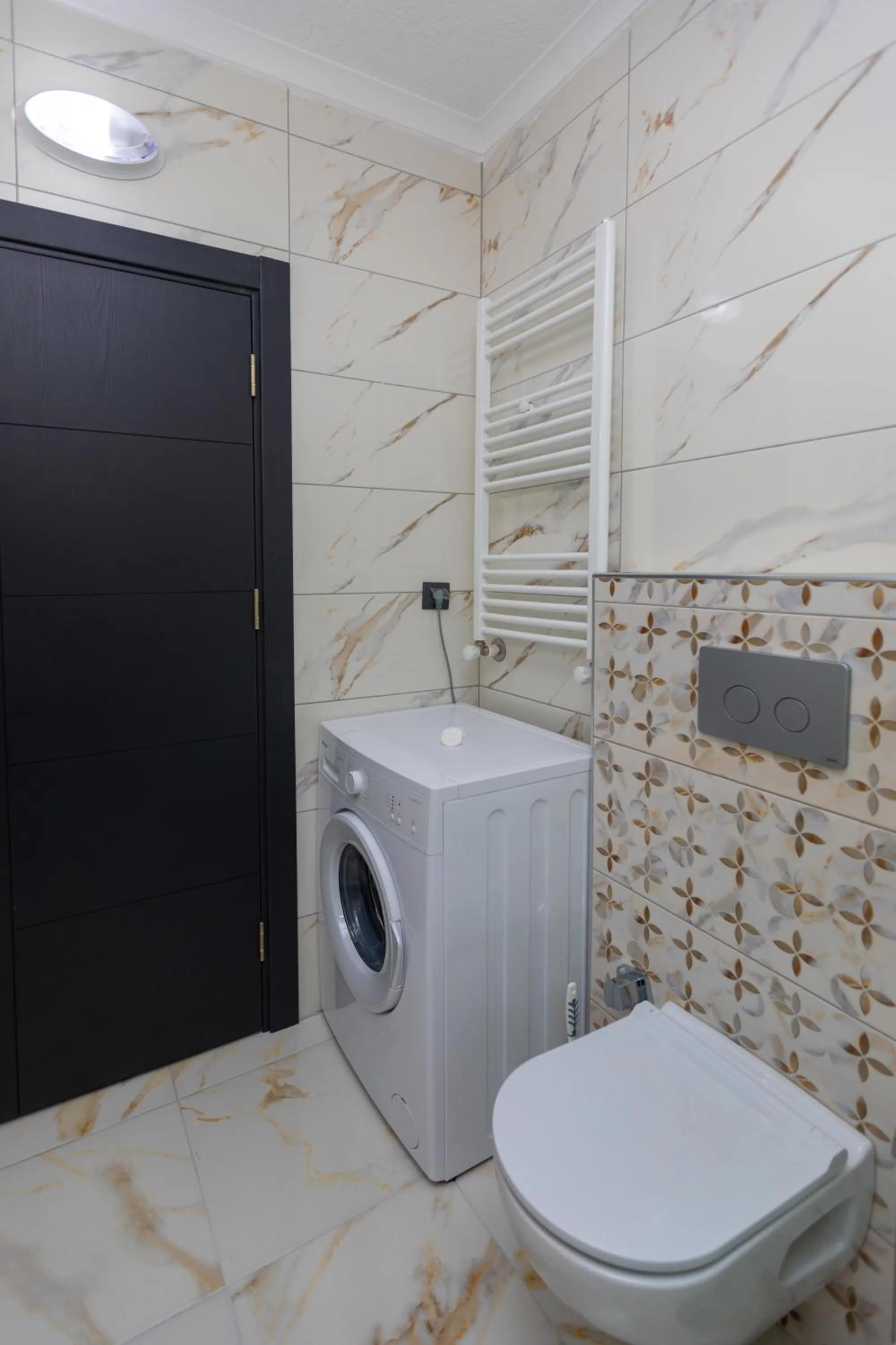 Toilet in Moonlight Suite