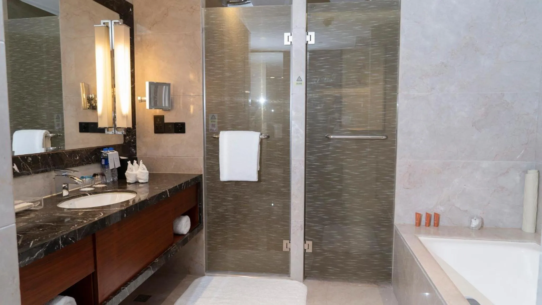 Bathroom in Crowne Plaza Wuxi Taihu by IHG