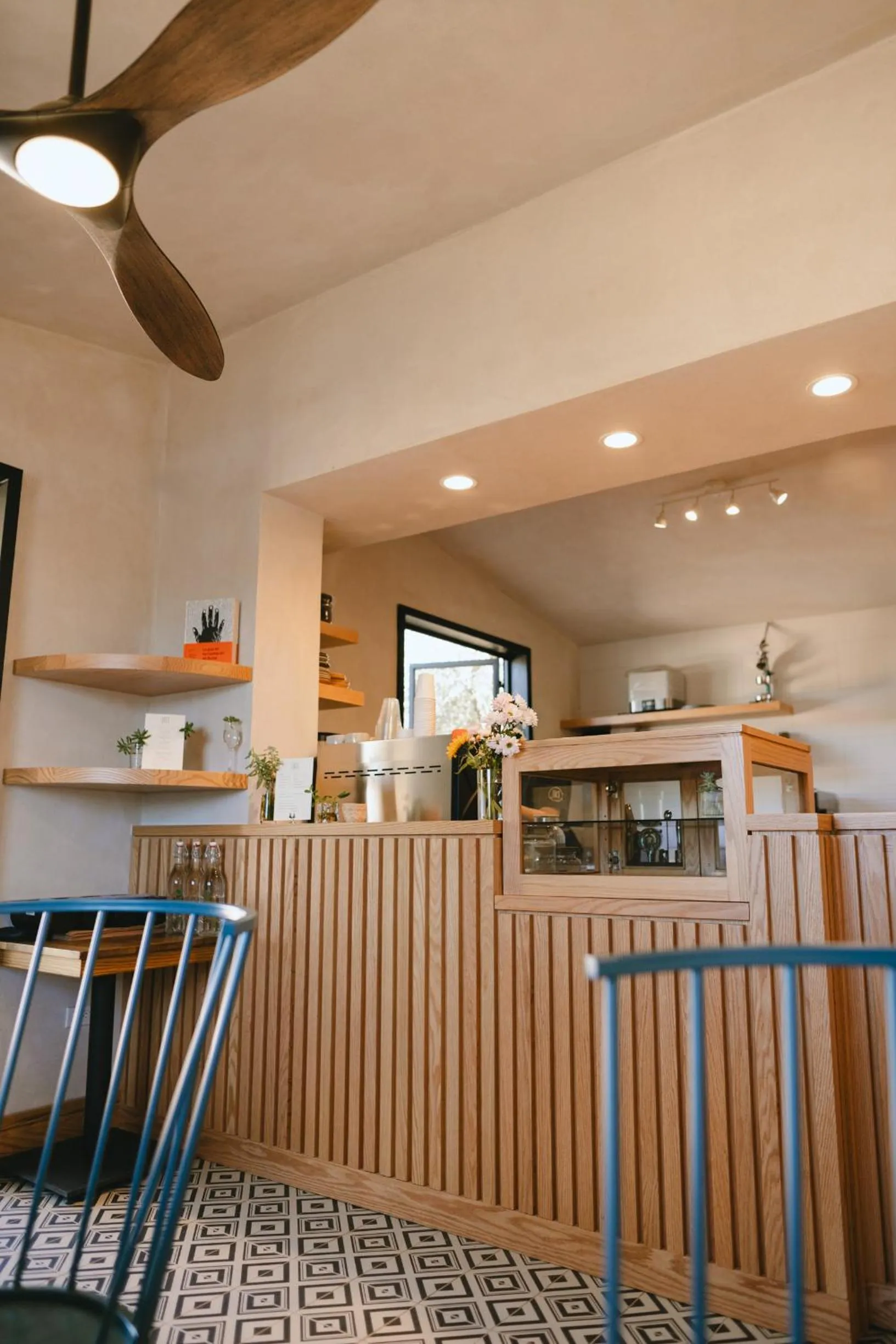 Coffee/tea facilities in MYA Hotel