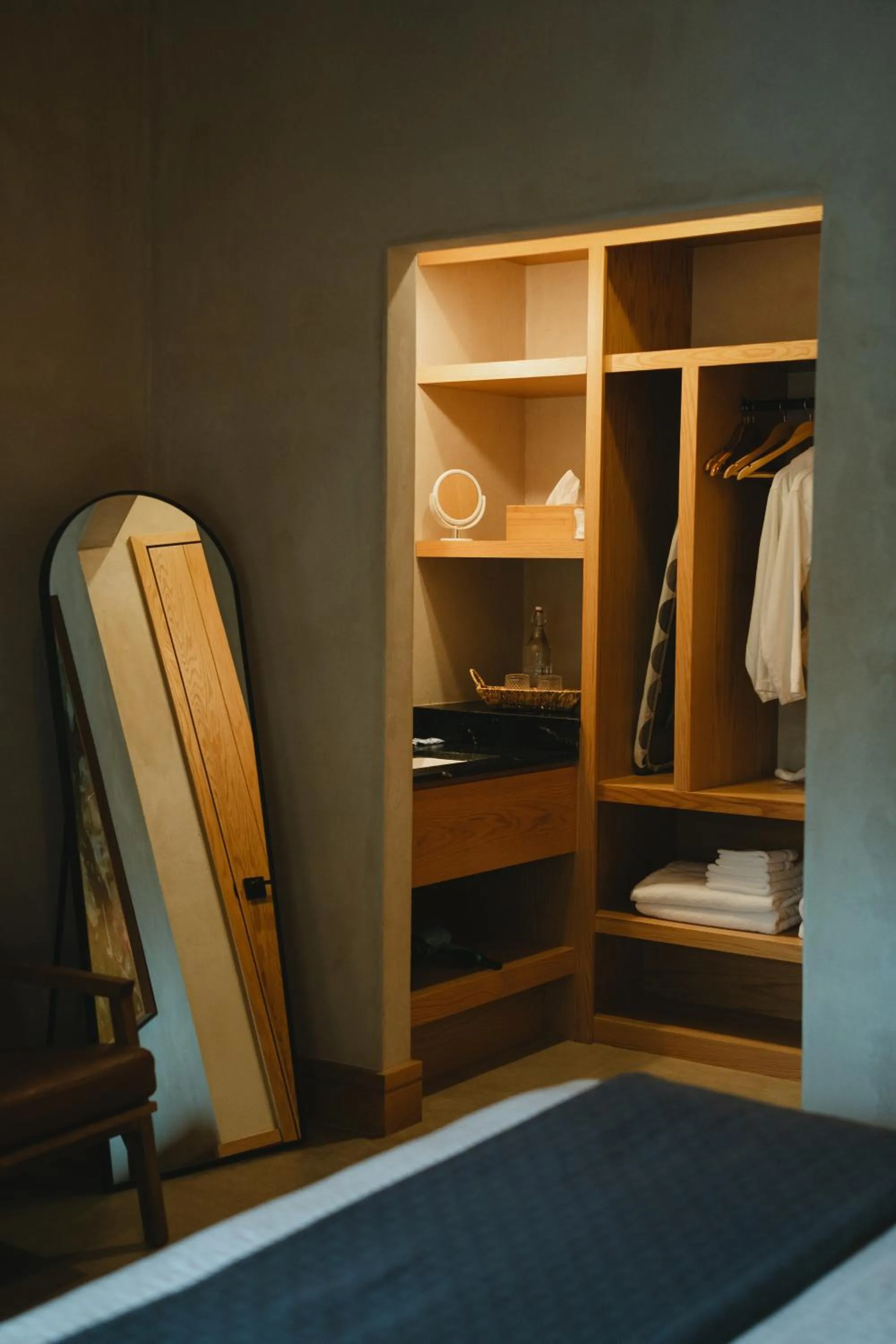 wardrobe, Bed in MYA Hotel