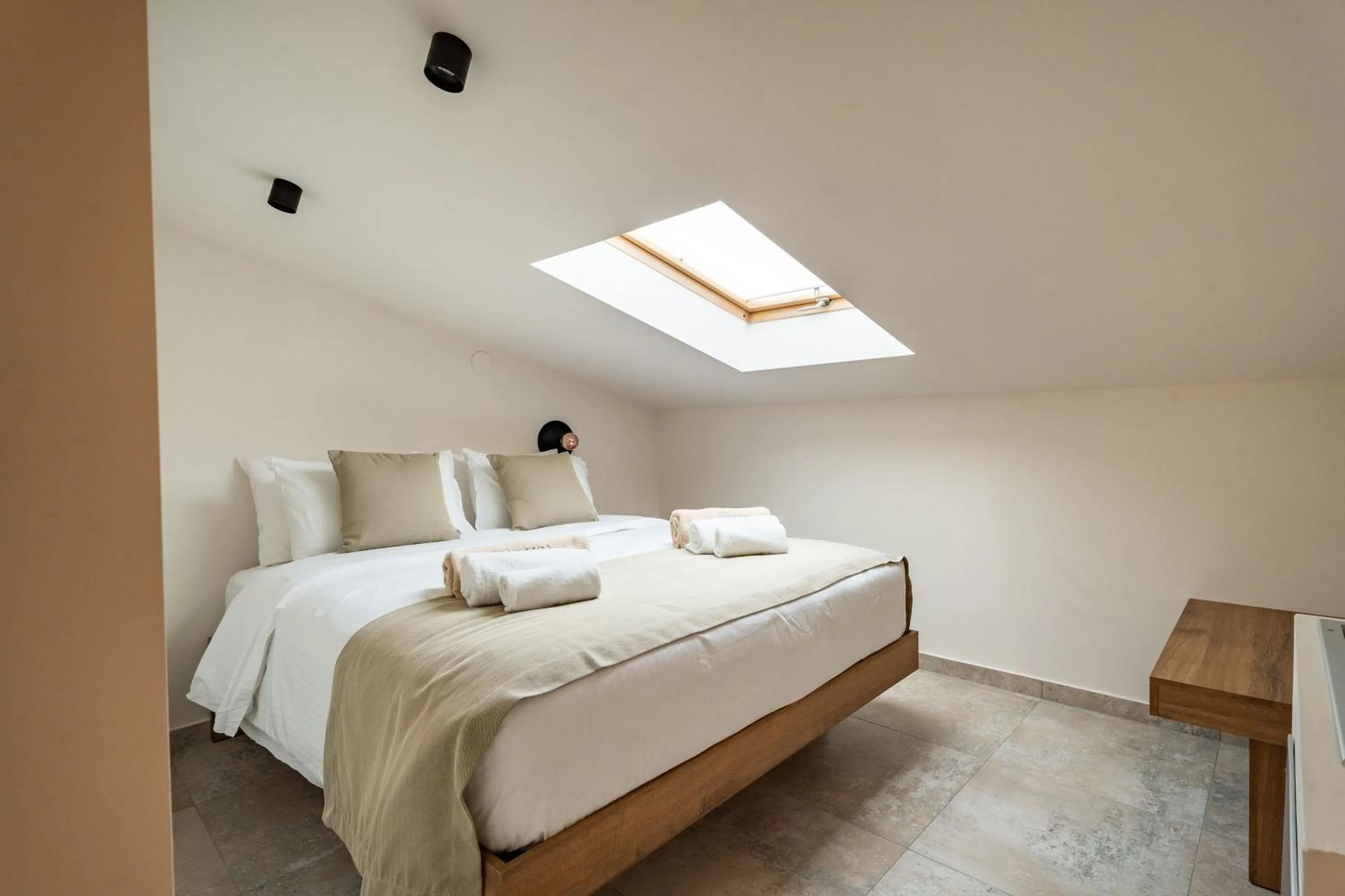 Bed in Mpikas Holidays