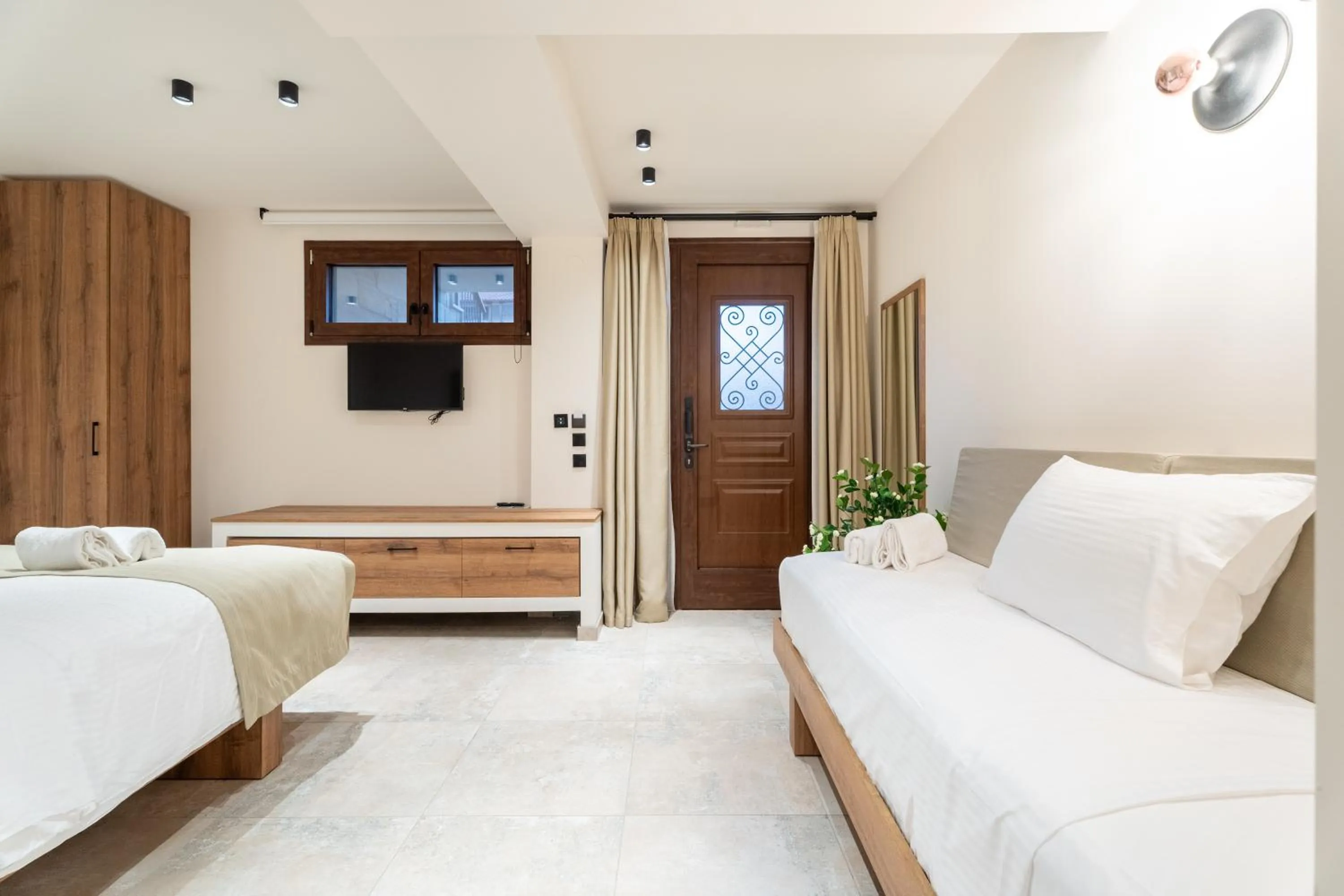 Bed in Mpikas Holidays