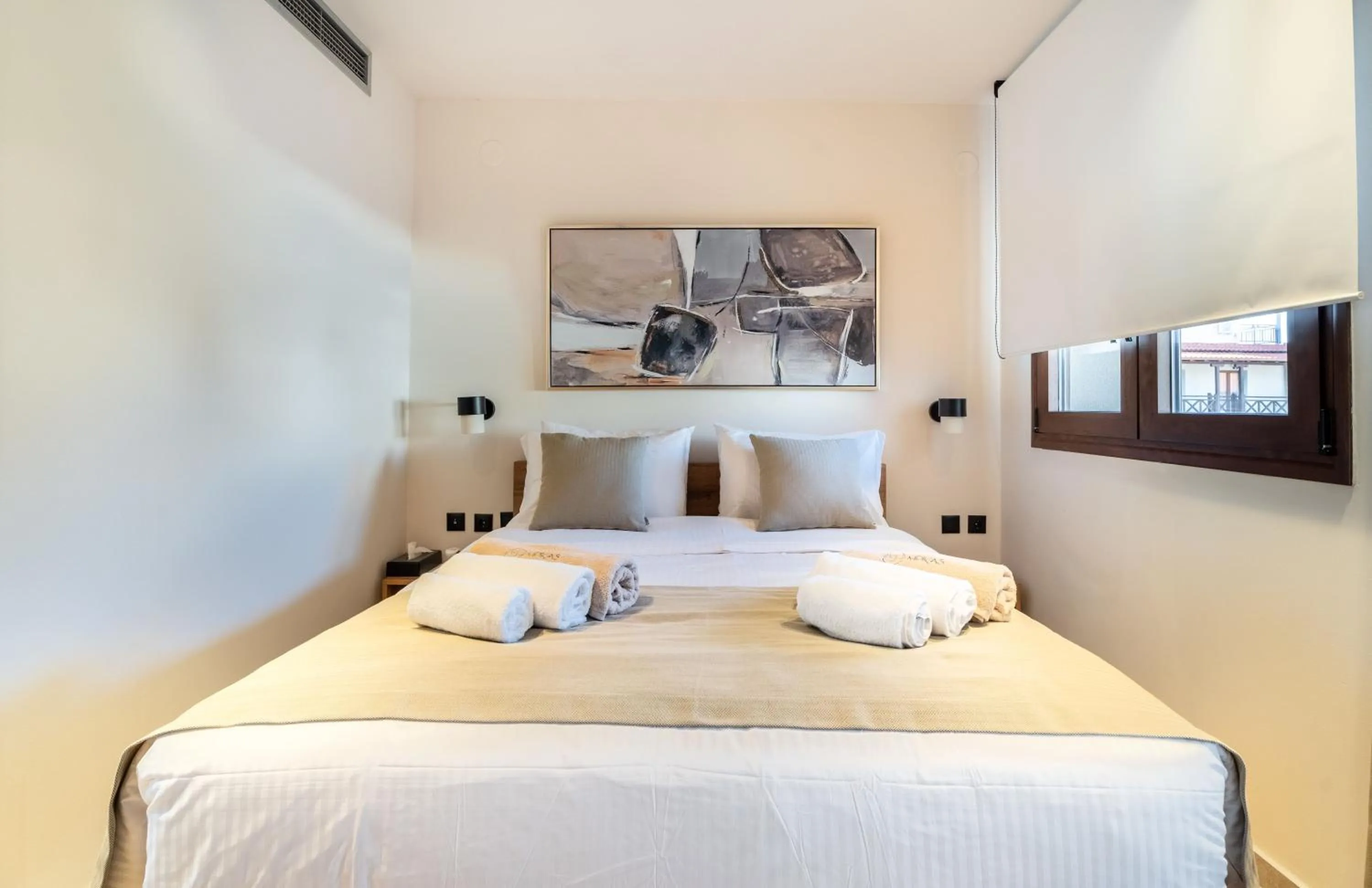 Bed in Mpikas Holidays