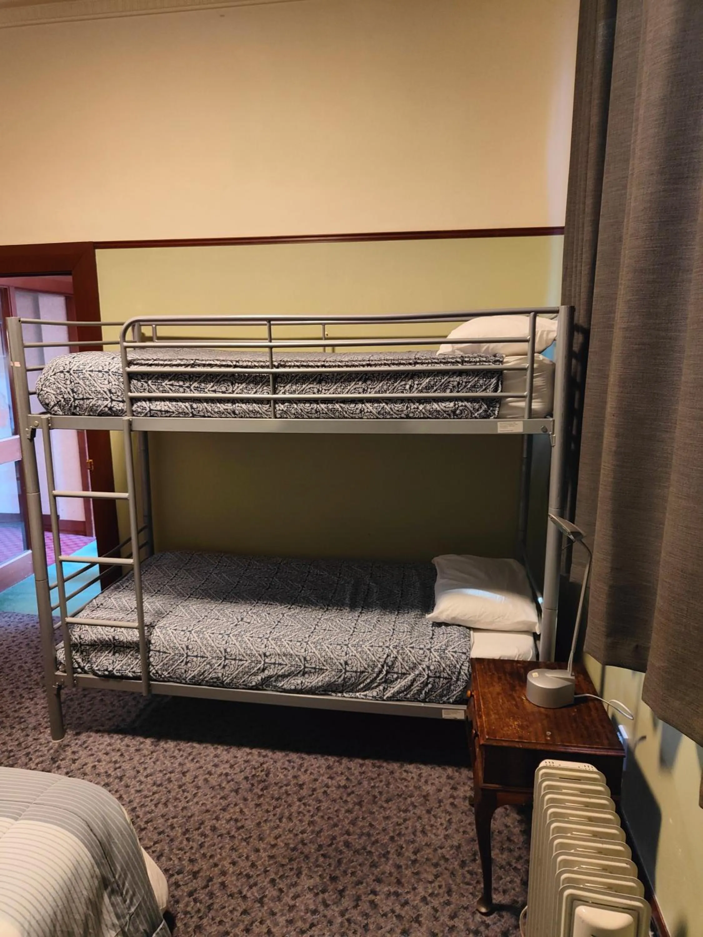 Bedroom, Bed in Manor house backpackers