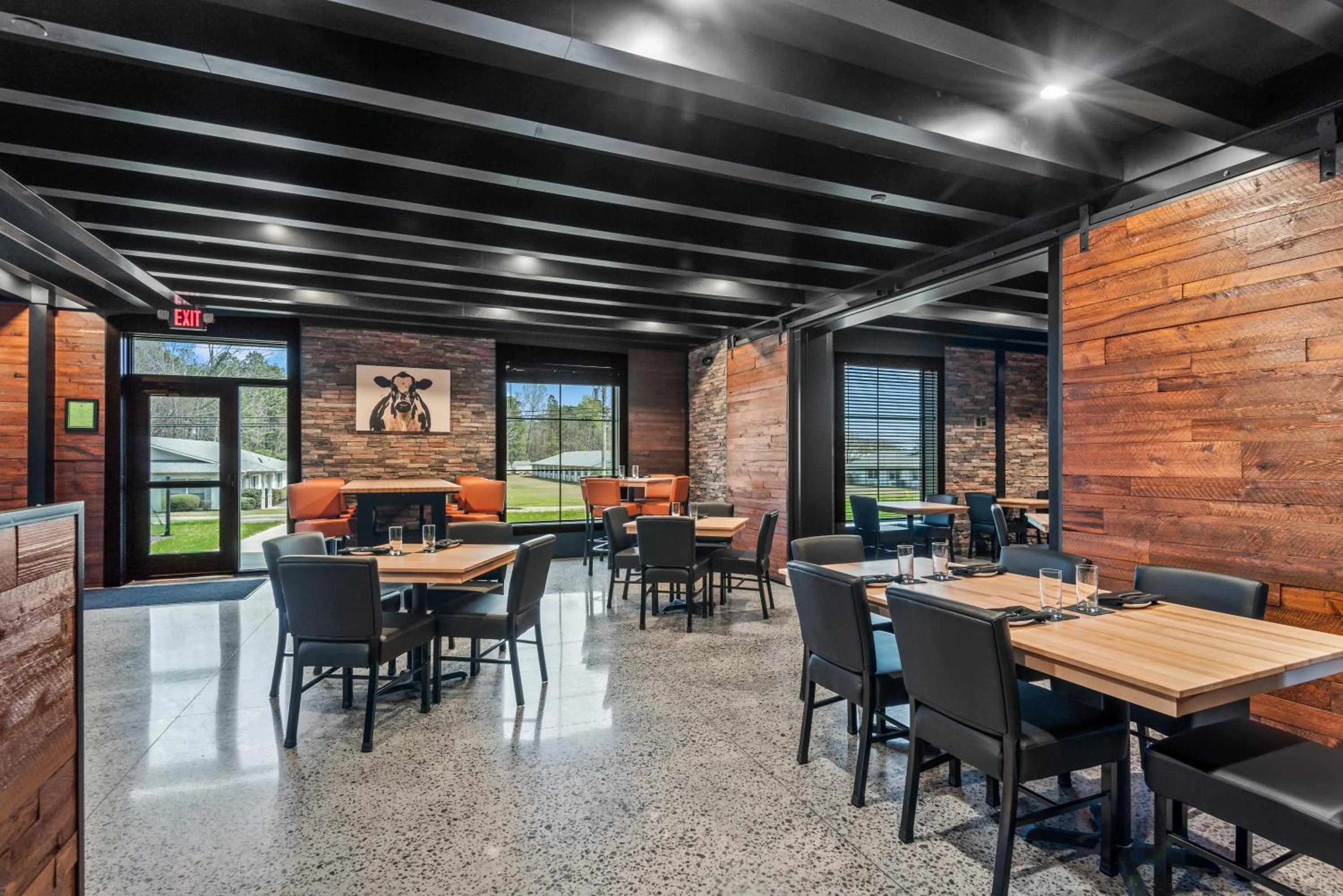 Restaurant/places to eat in Cobblestone Hotel & Suites - Cullman