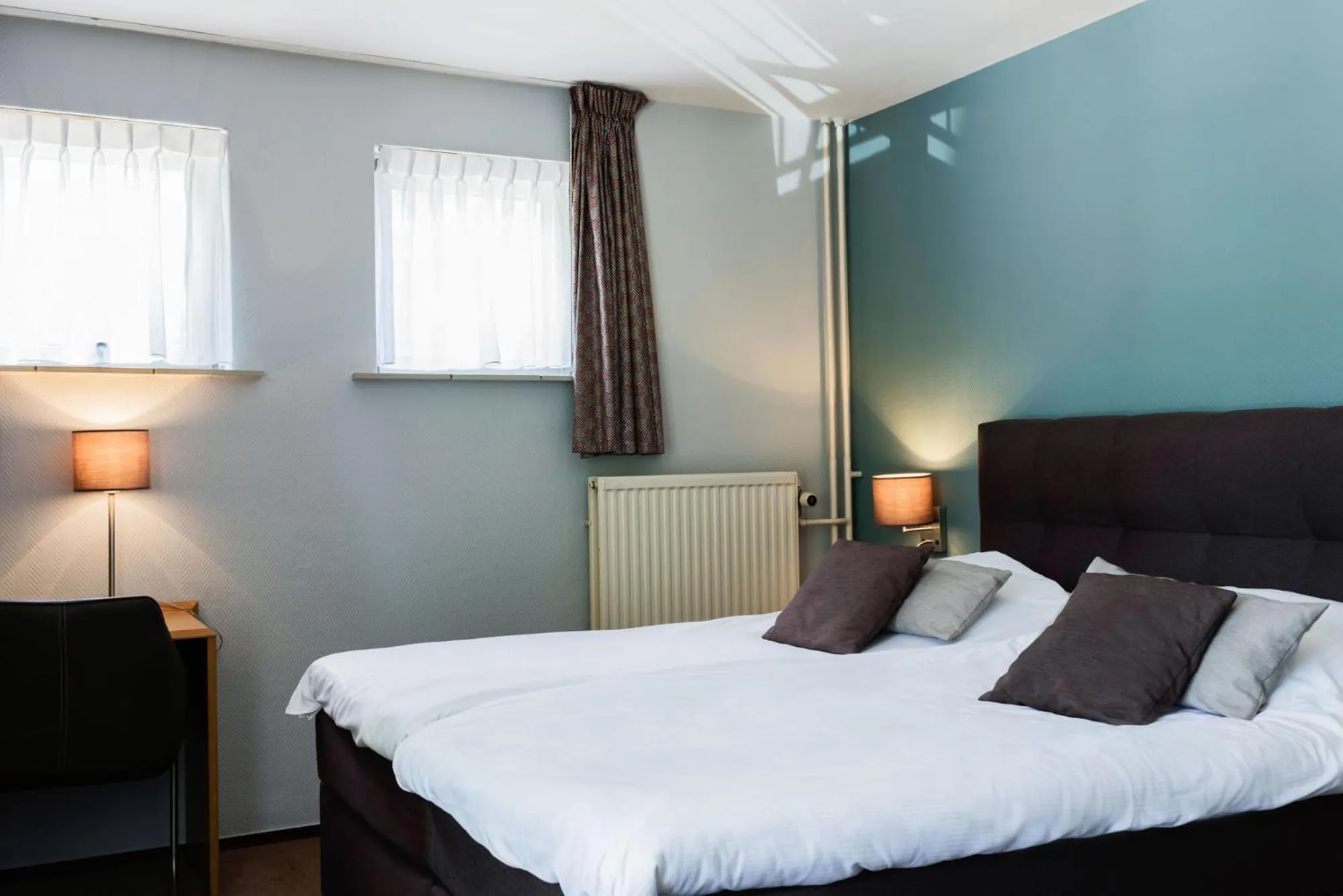 Bedroom, Bed in Hotel 't Paviljoen