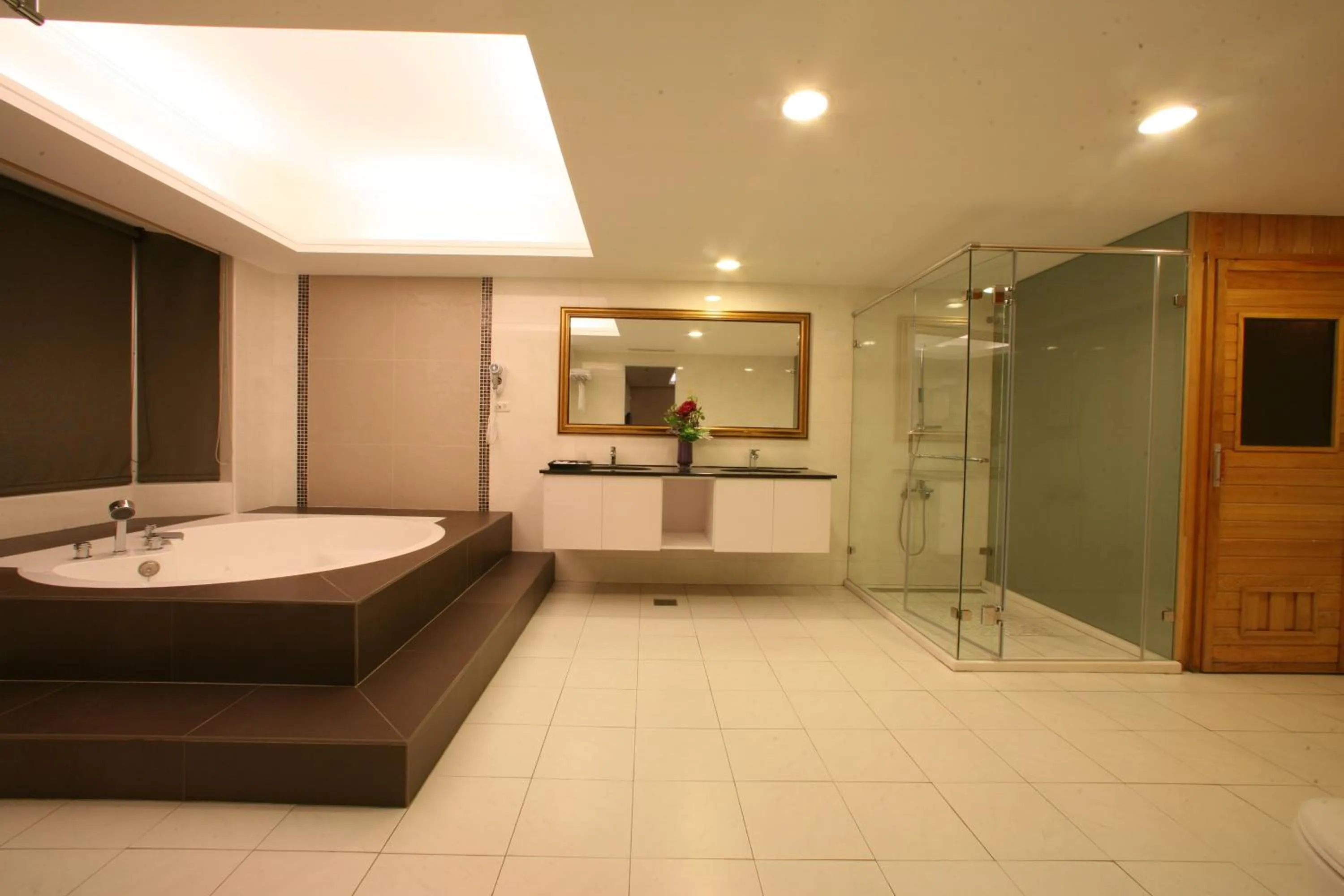 Bathroom in Yoyo Hotel