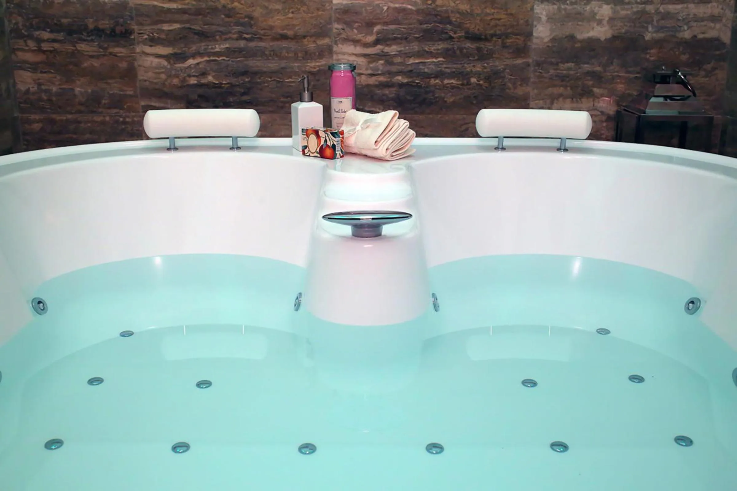 Decorative detail in Piccolo di Piazza di Spagna Suites