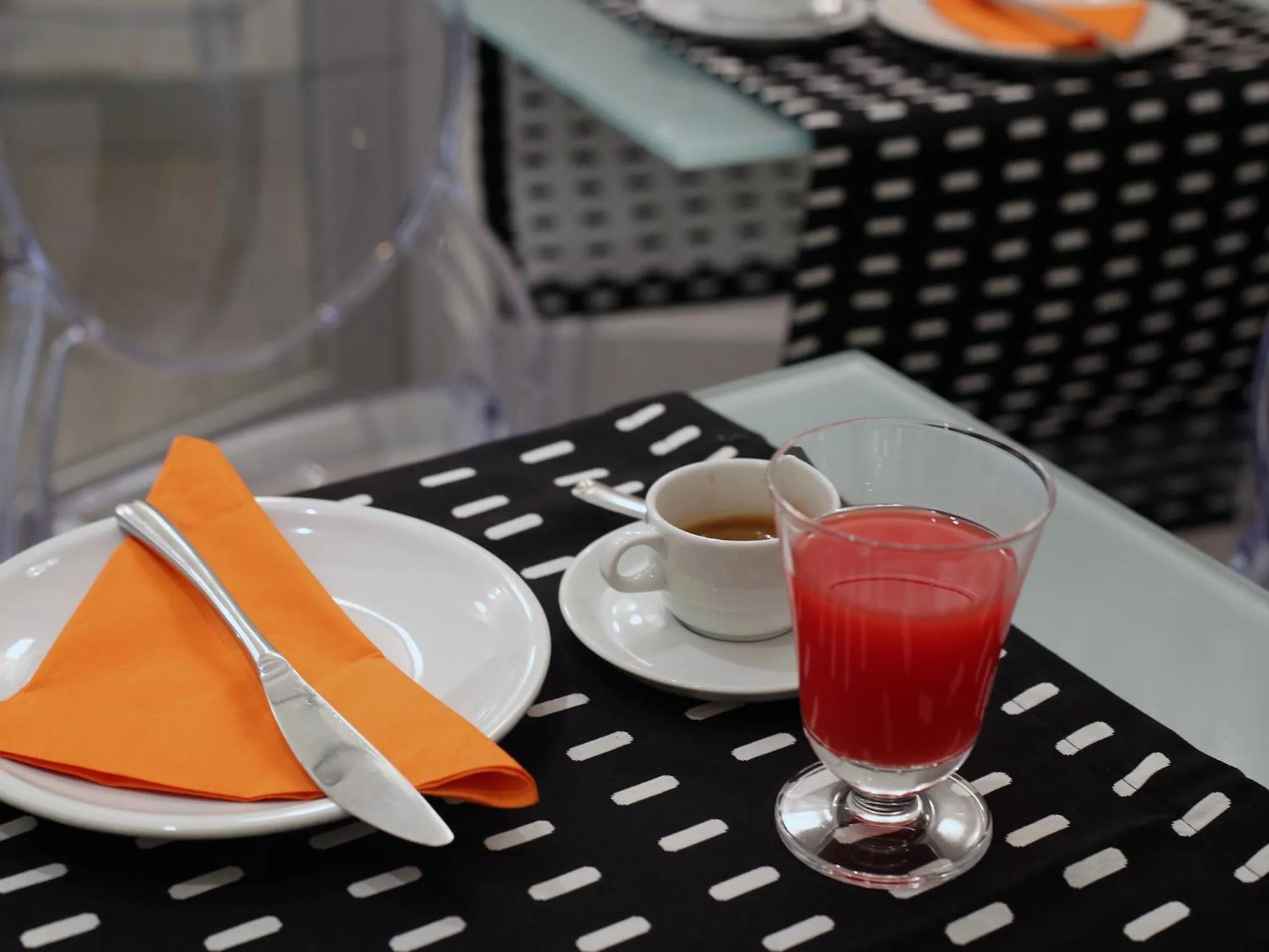 Restaurant/places to eat in Piccolo di Piazza di Spagna Suites