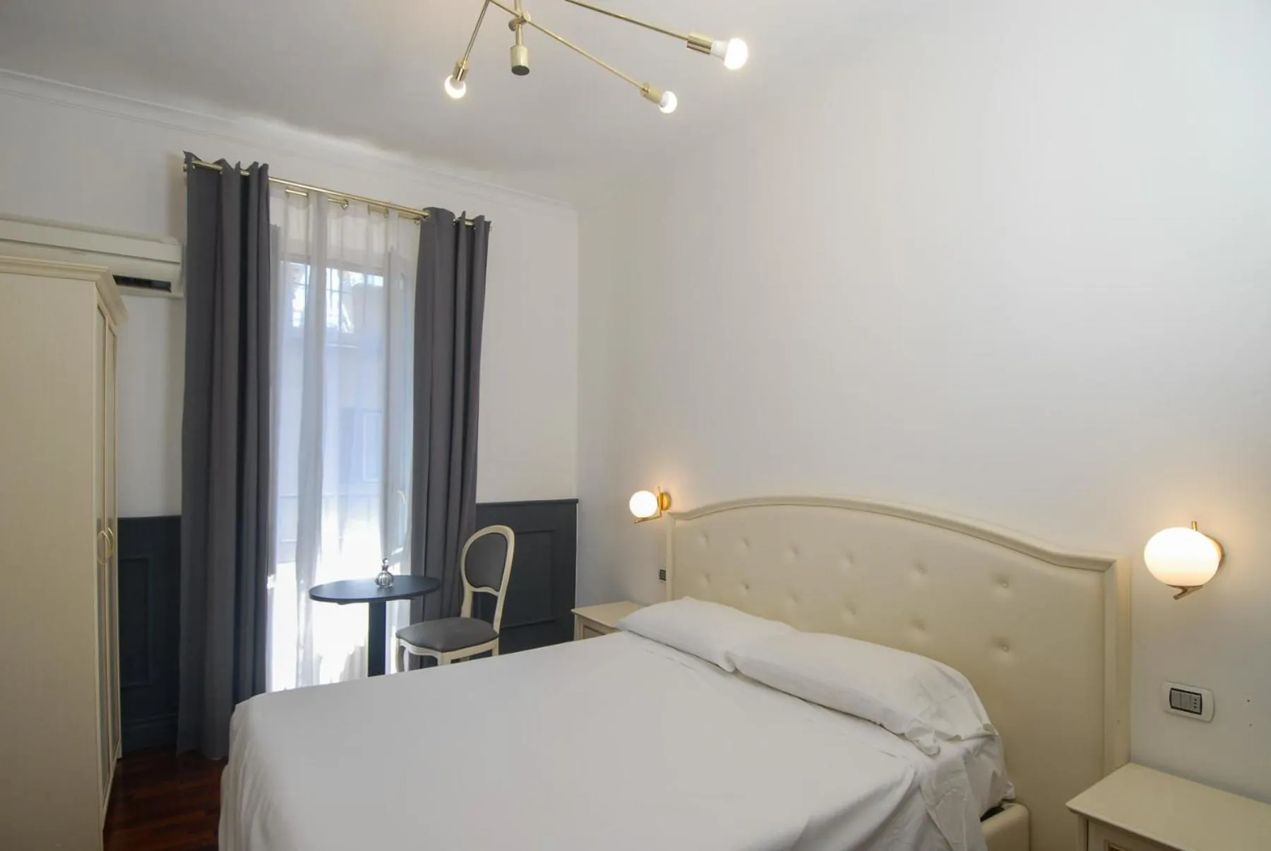 Bed in Piccolo di Piazza di Spagna Suites