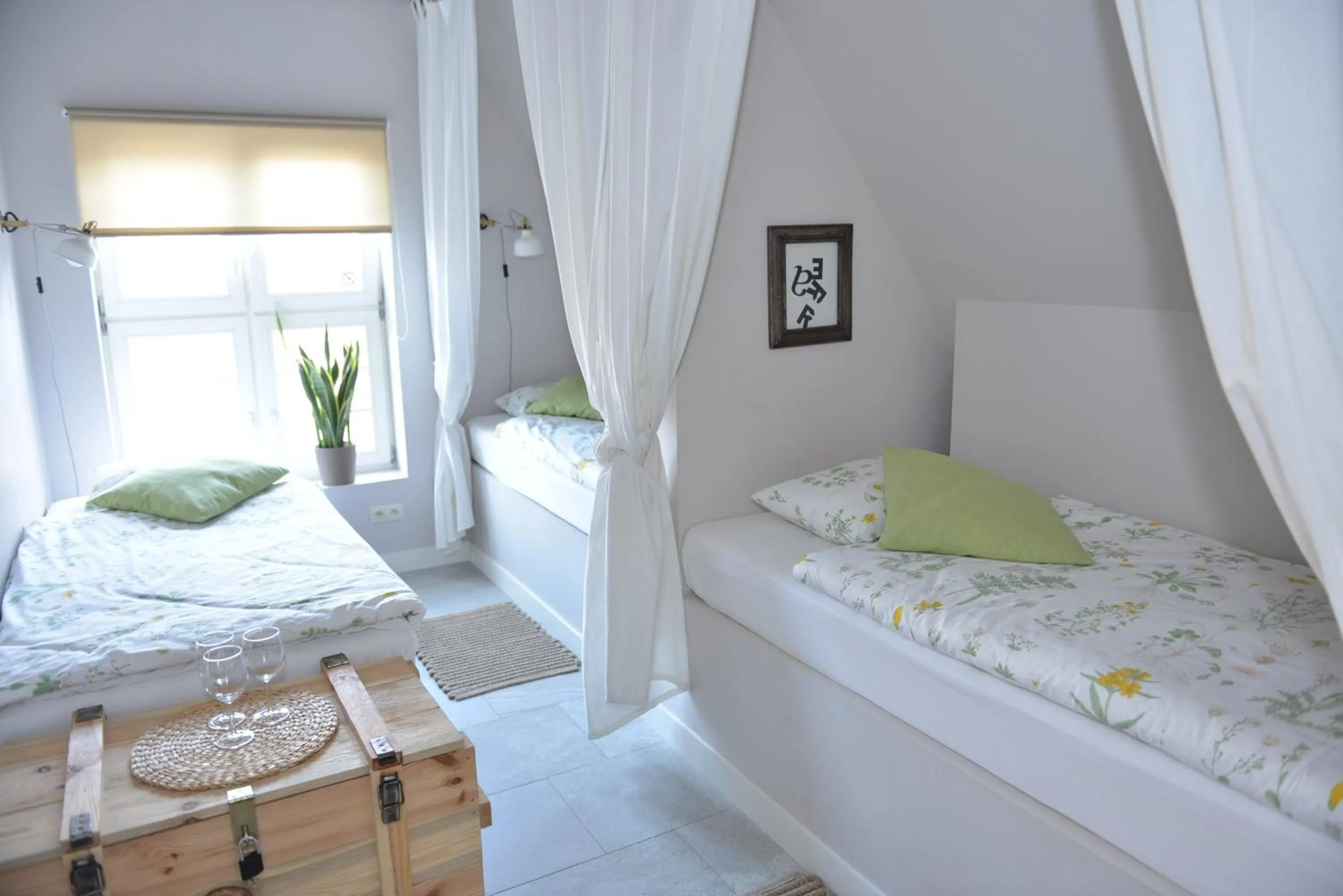 Property building, Bed in Five Point Hostel & Apartments