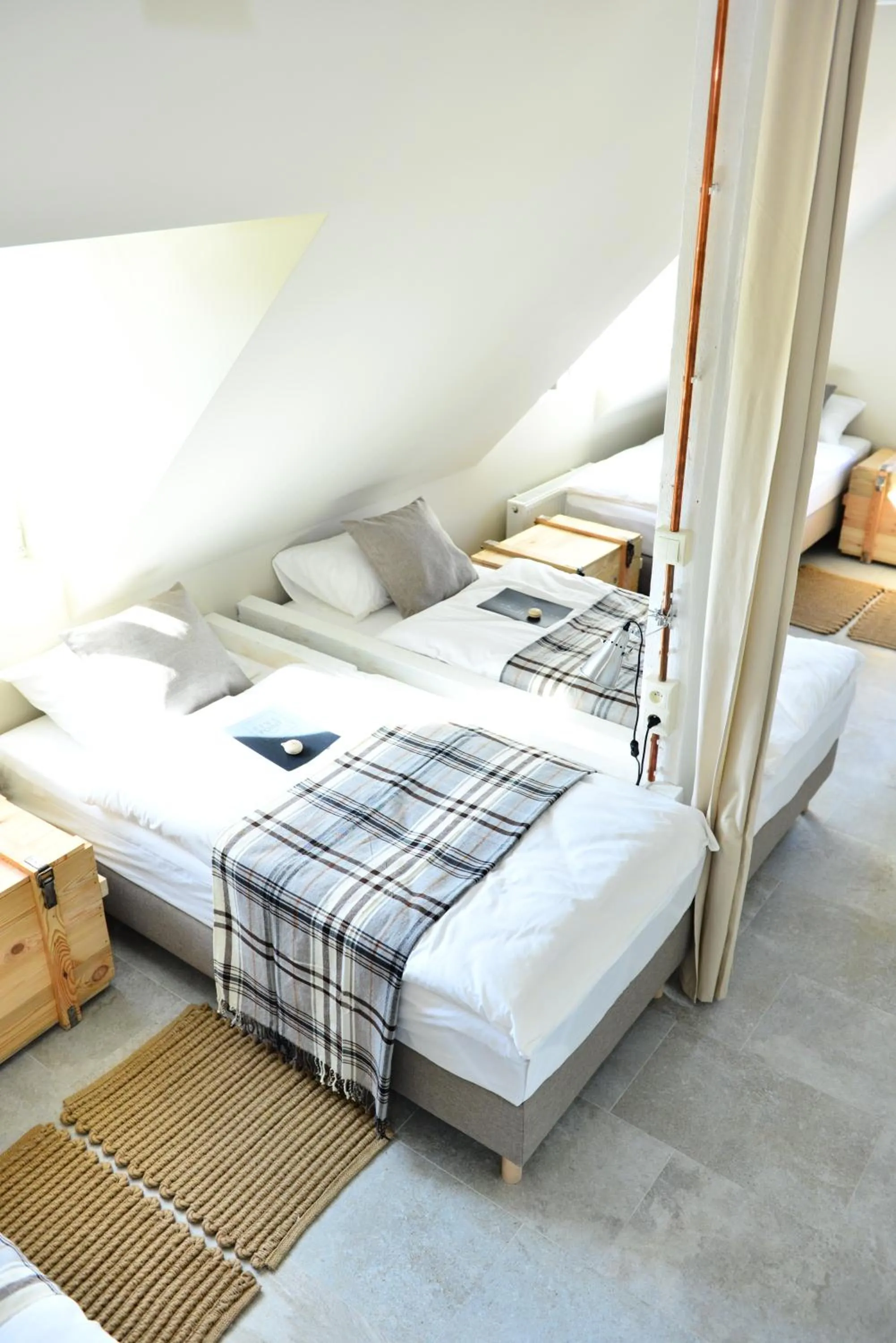 Property building, Bed in Five Point Hostel & Apartments