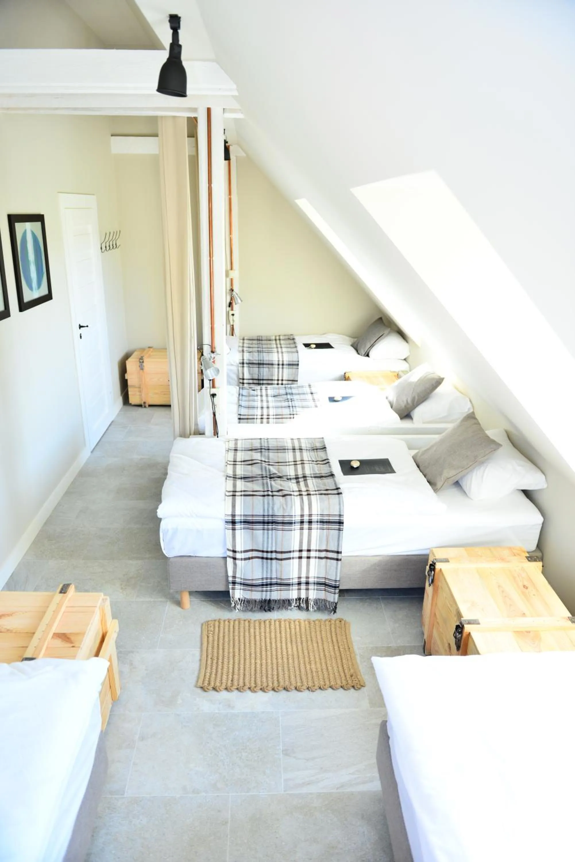 Property building, Bed in Five Point Hostel & Apartments