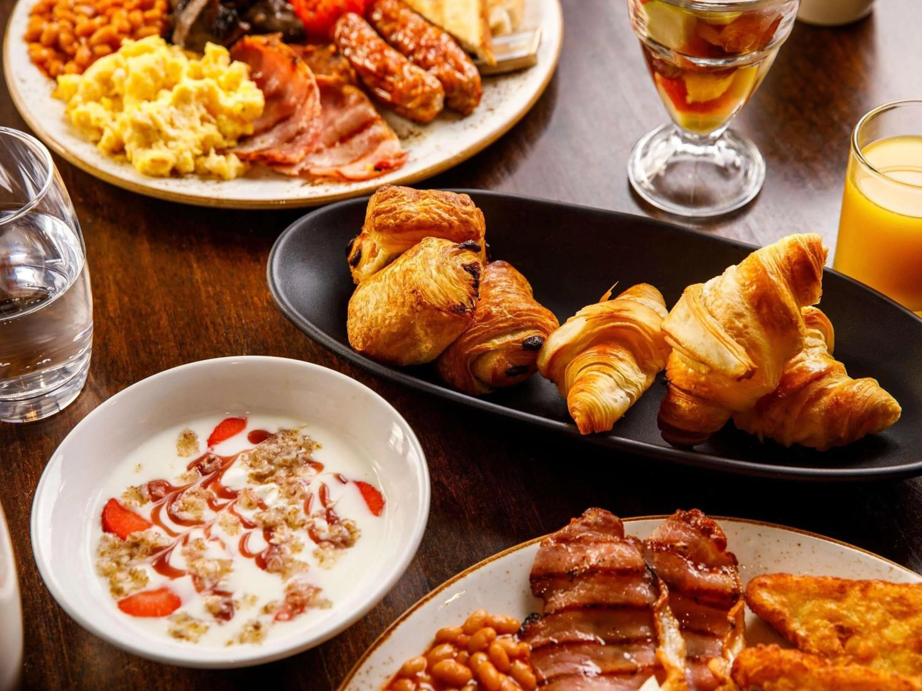 Breakfast in Mercure Telford Centre Hotel