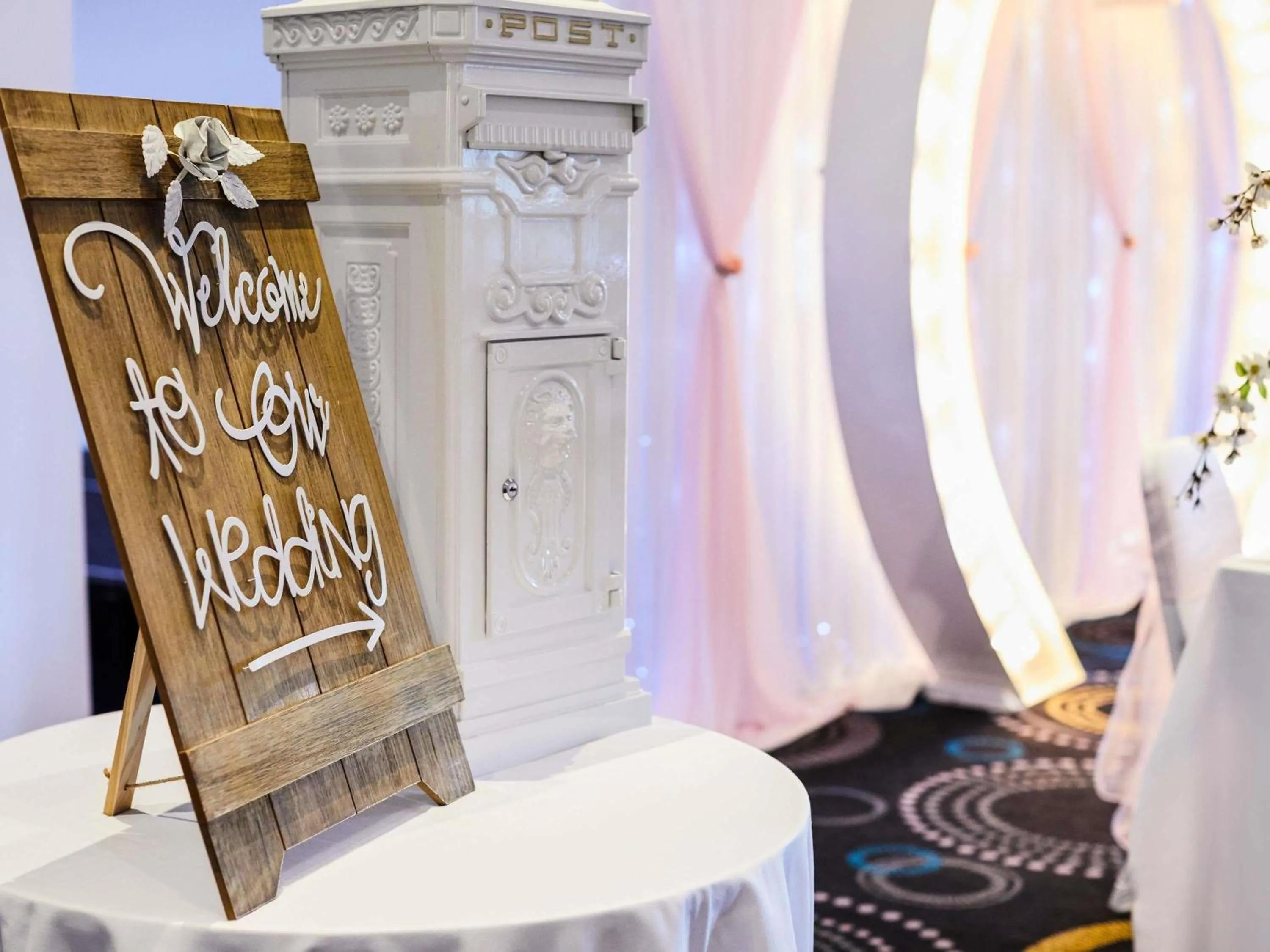 wedding in Mercure Telford Centre Hotel