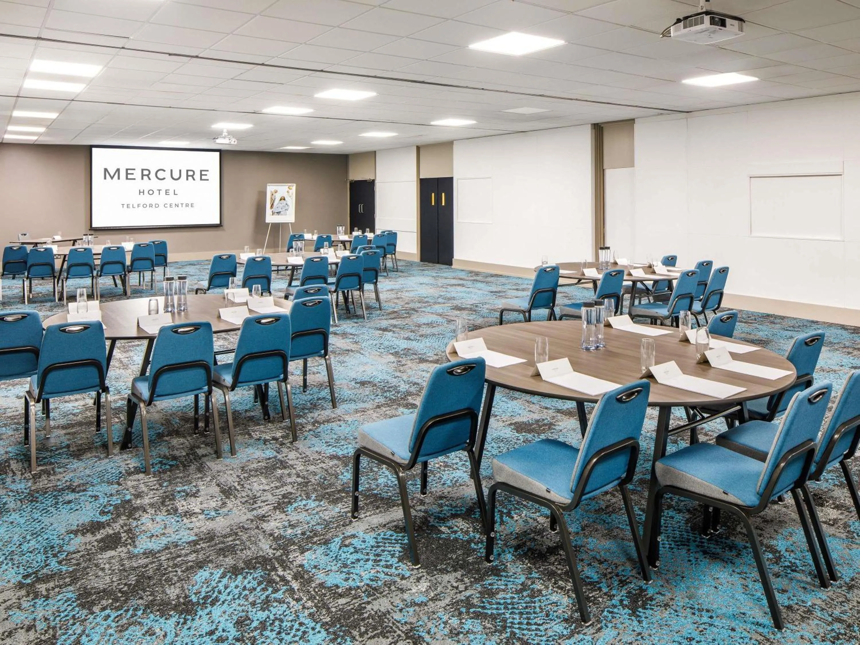 Meeting/conference room in Mercure Telford Centre Hotel