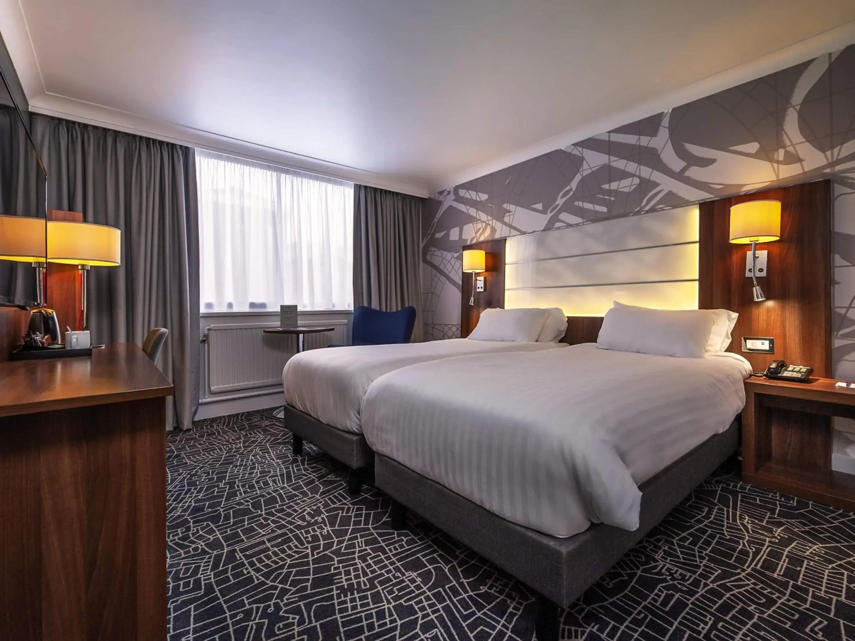 Classic Twin Room in Mercure Telford Centre Hotel Classic Twin Room in Mercure Telford Centre Hotel