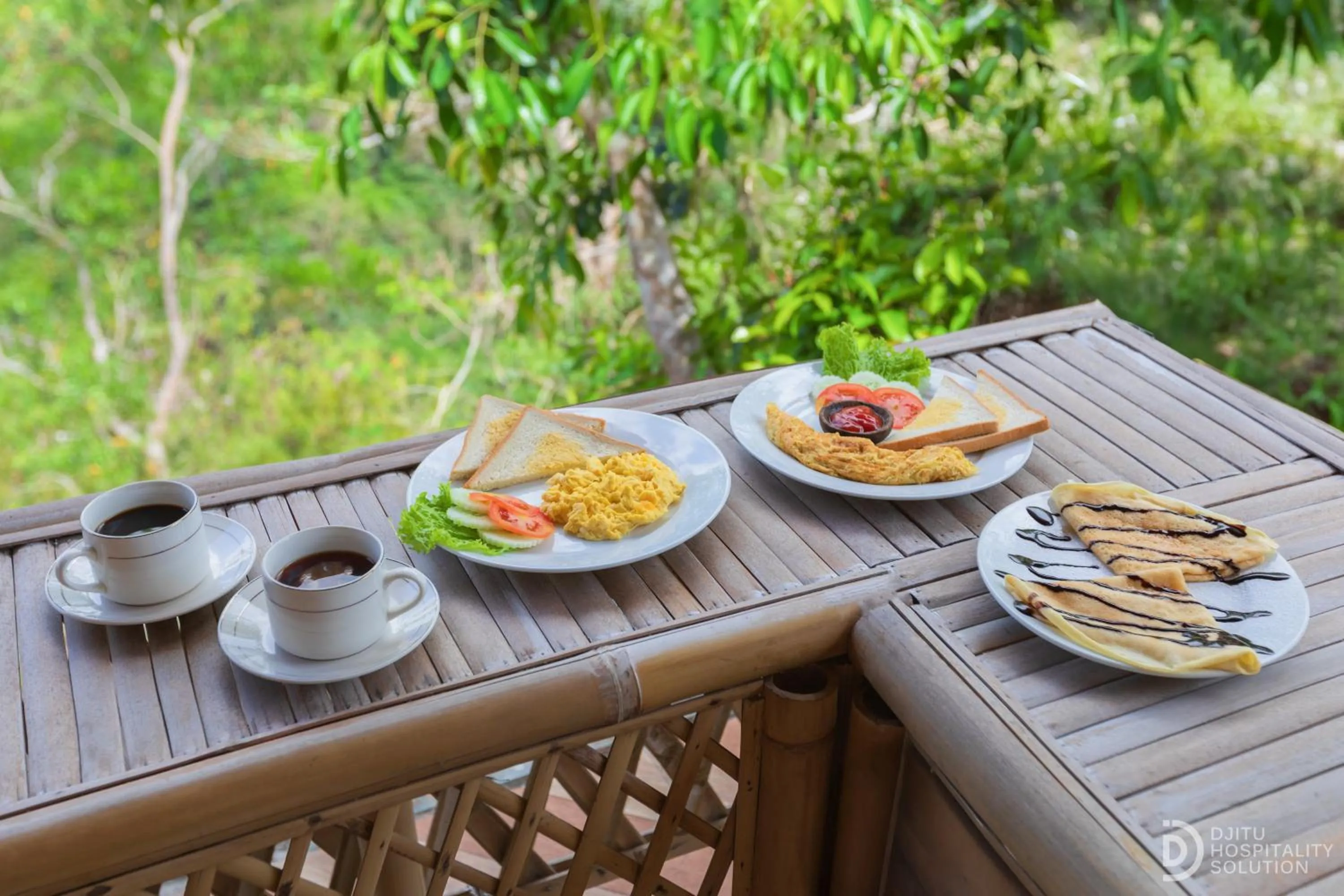 Food and drinks in Tinggian Hill Retreat