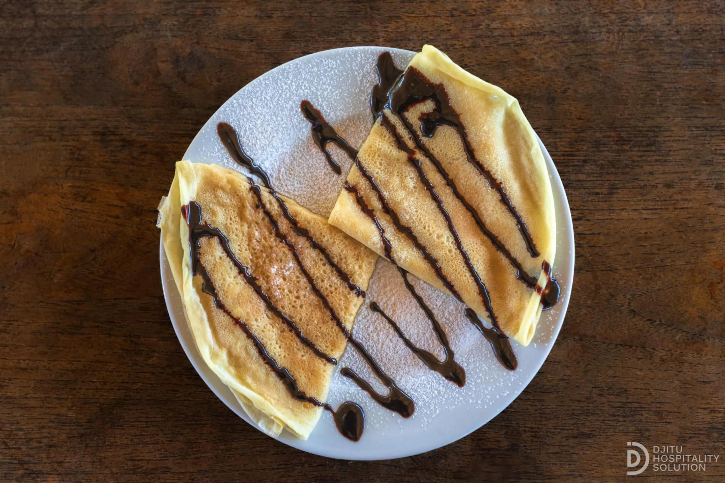 Food in Tinggian Hill Retreat