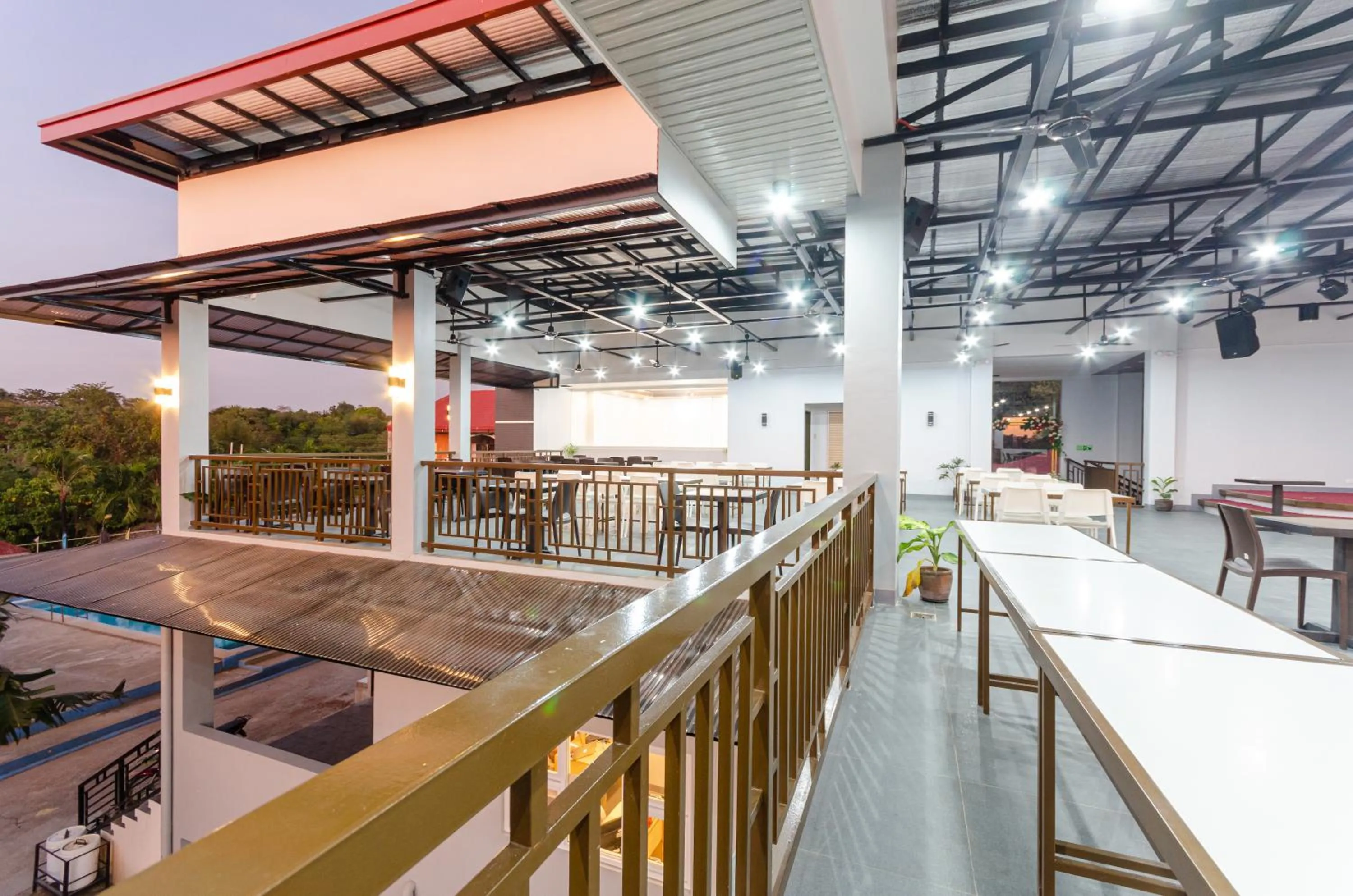 Restaurant/places to eat in Magsaysay Hillside Resort powered by Cocotel