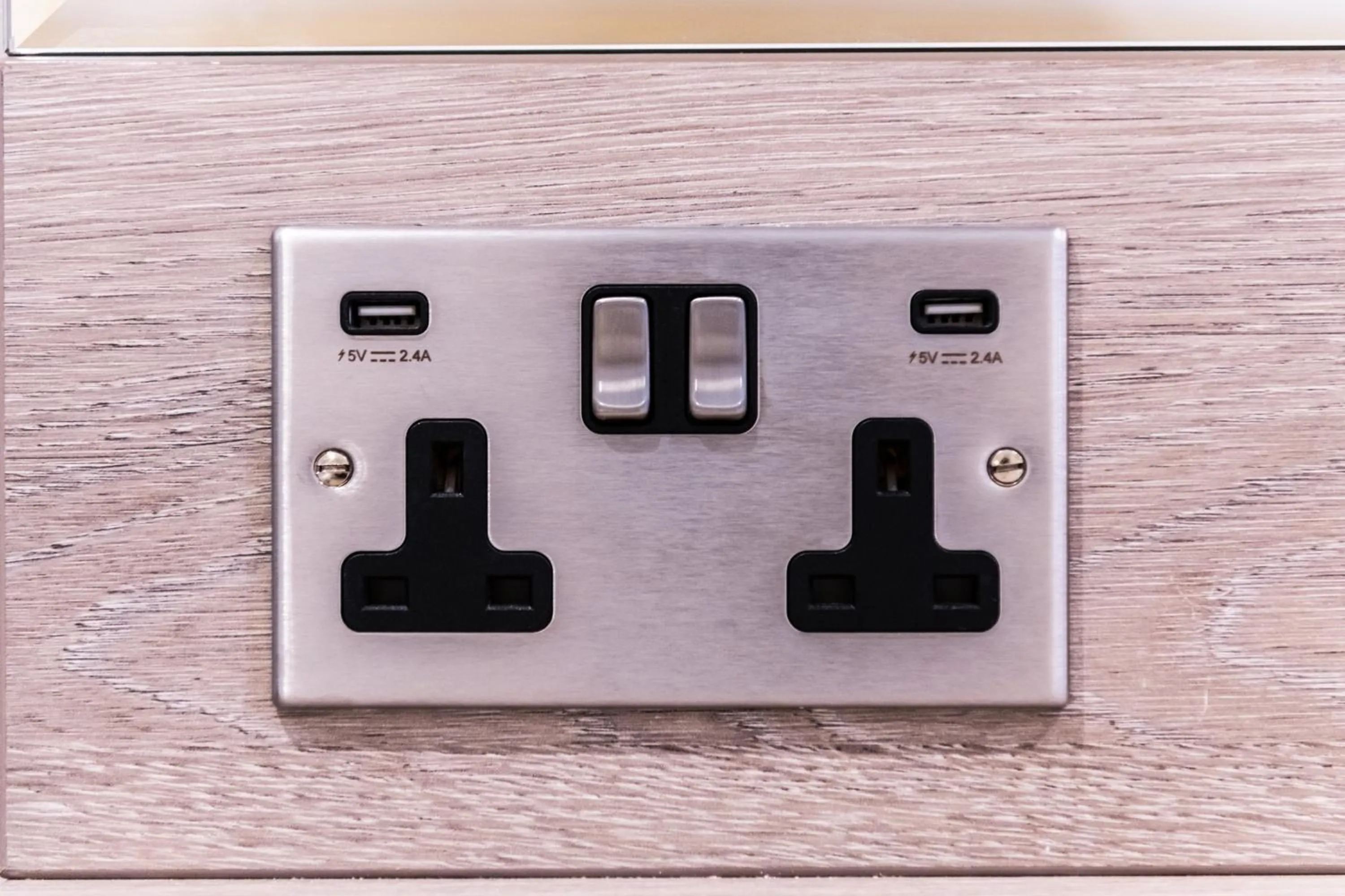 Bedroom in Byron Hotel