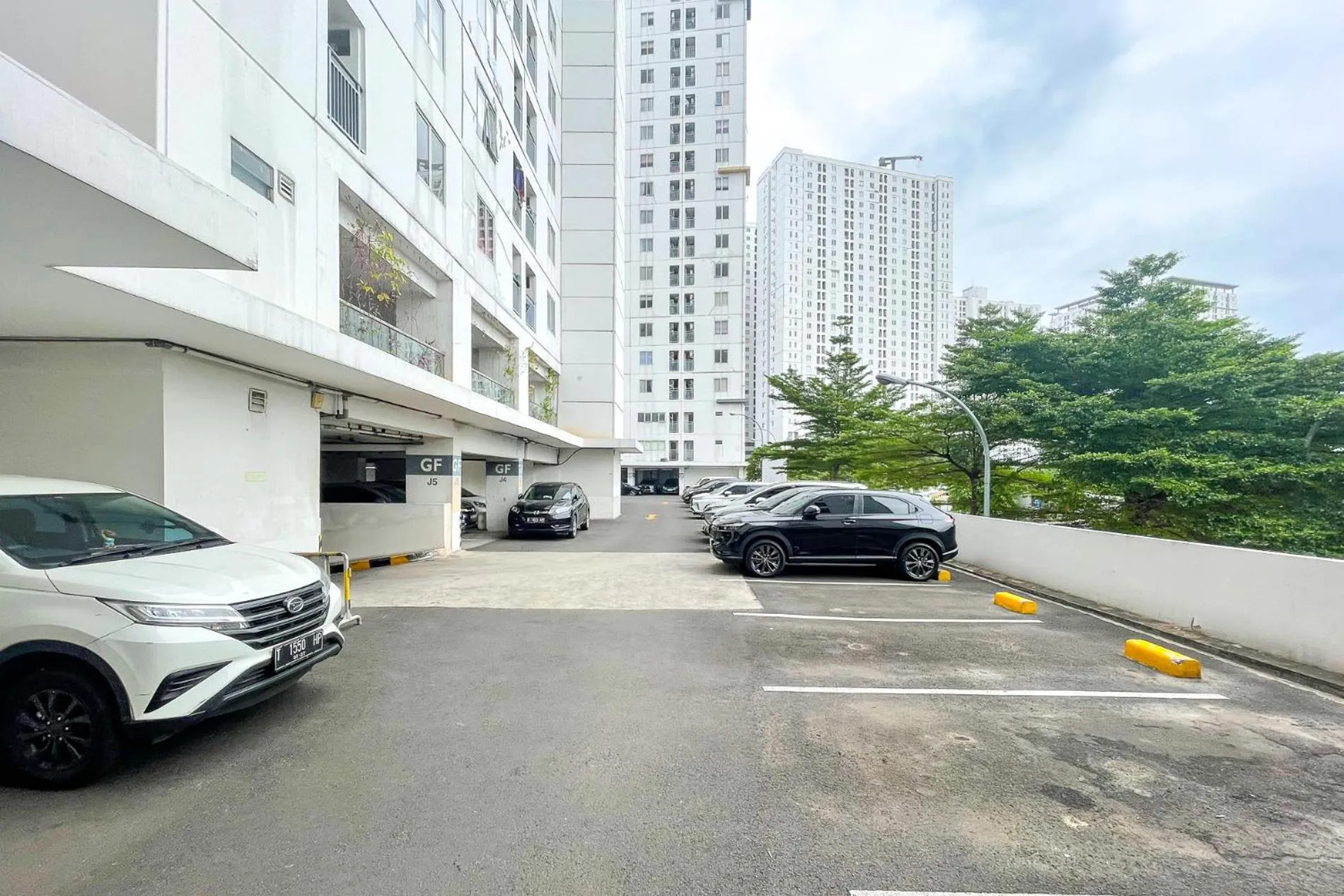 Parking in RedLiving Apartemen Bassura City - Premium Property
