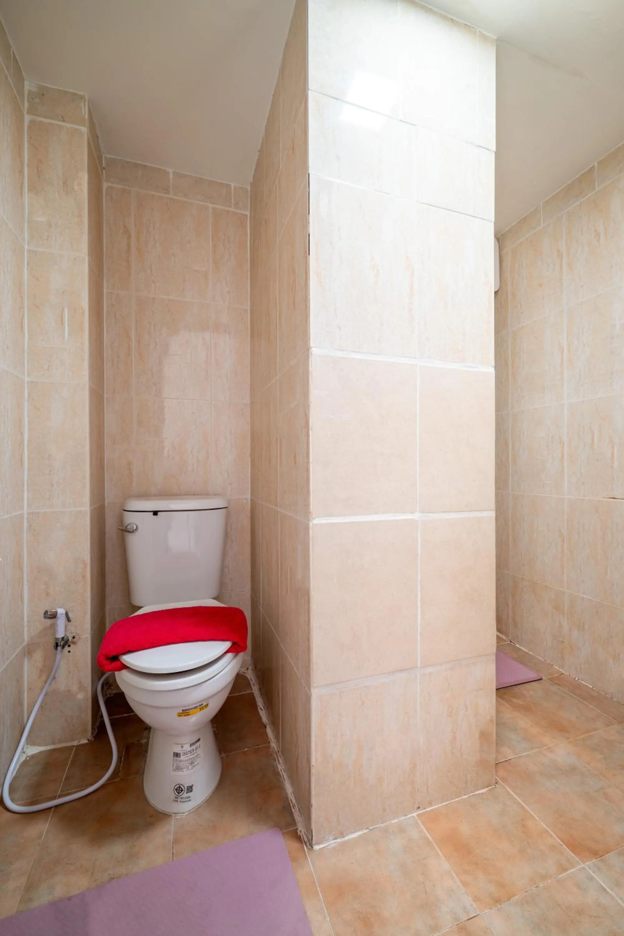 Abunawas Merry Inn at Walking Street