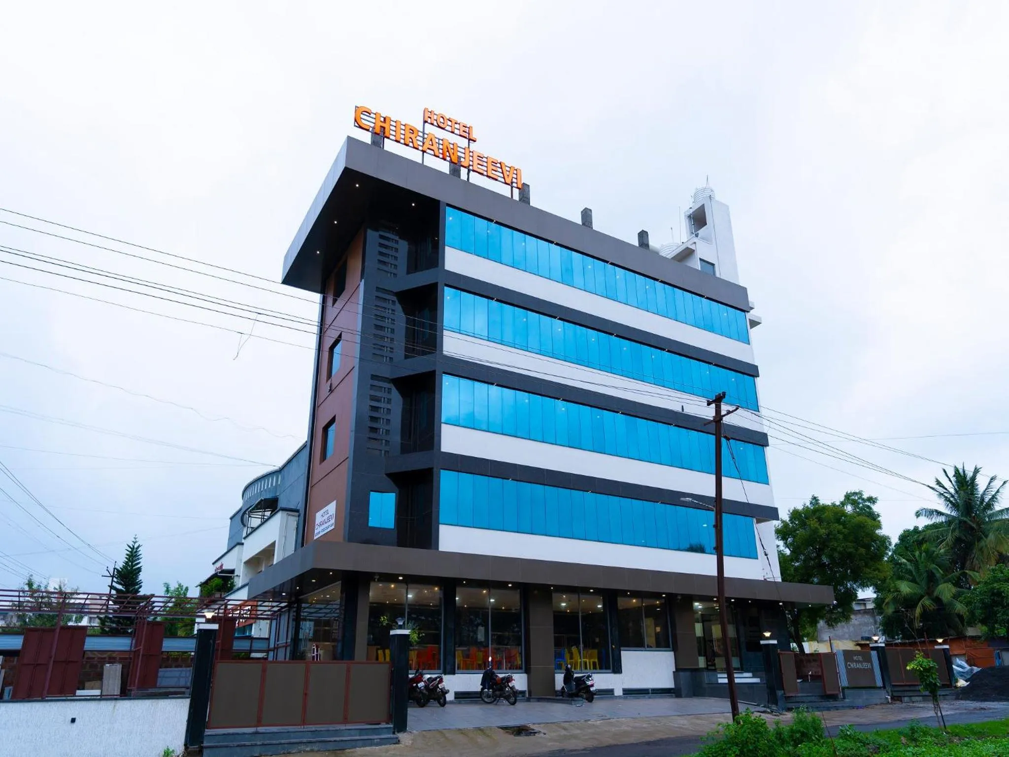 Property building in Hotel Chiranjeevi Kolhapur
